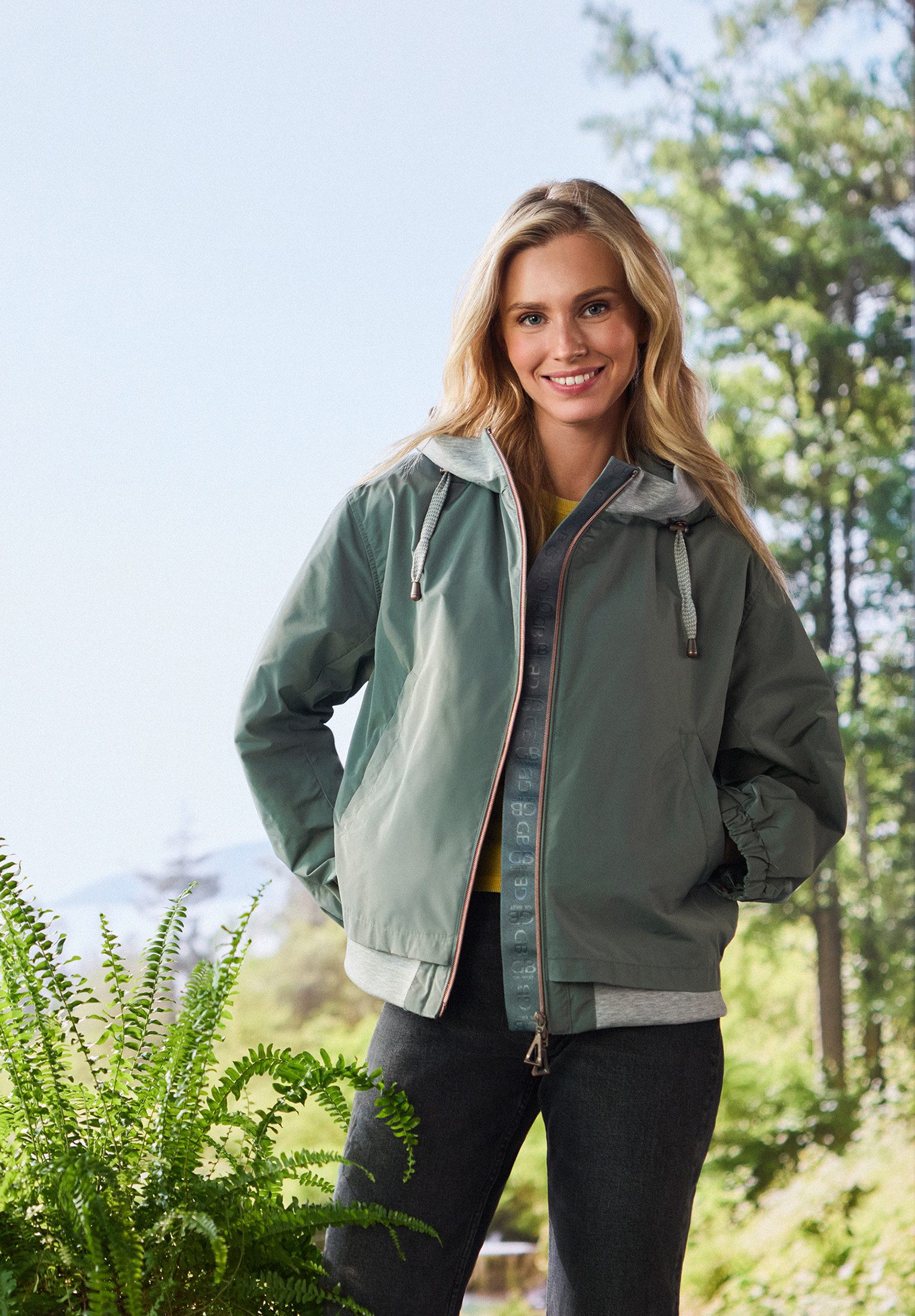 Gil Bret Sommerjacke Damen mit Kapuze