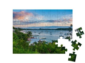 puzzleYOU Puzzle Bucht von Neiafu, Vava'u-Inseln, Tonga, Südpazifik, 48 Puzzleteile, puzzleYOU-Kollektionen Ozeanien