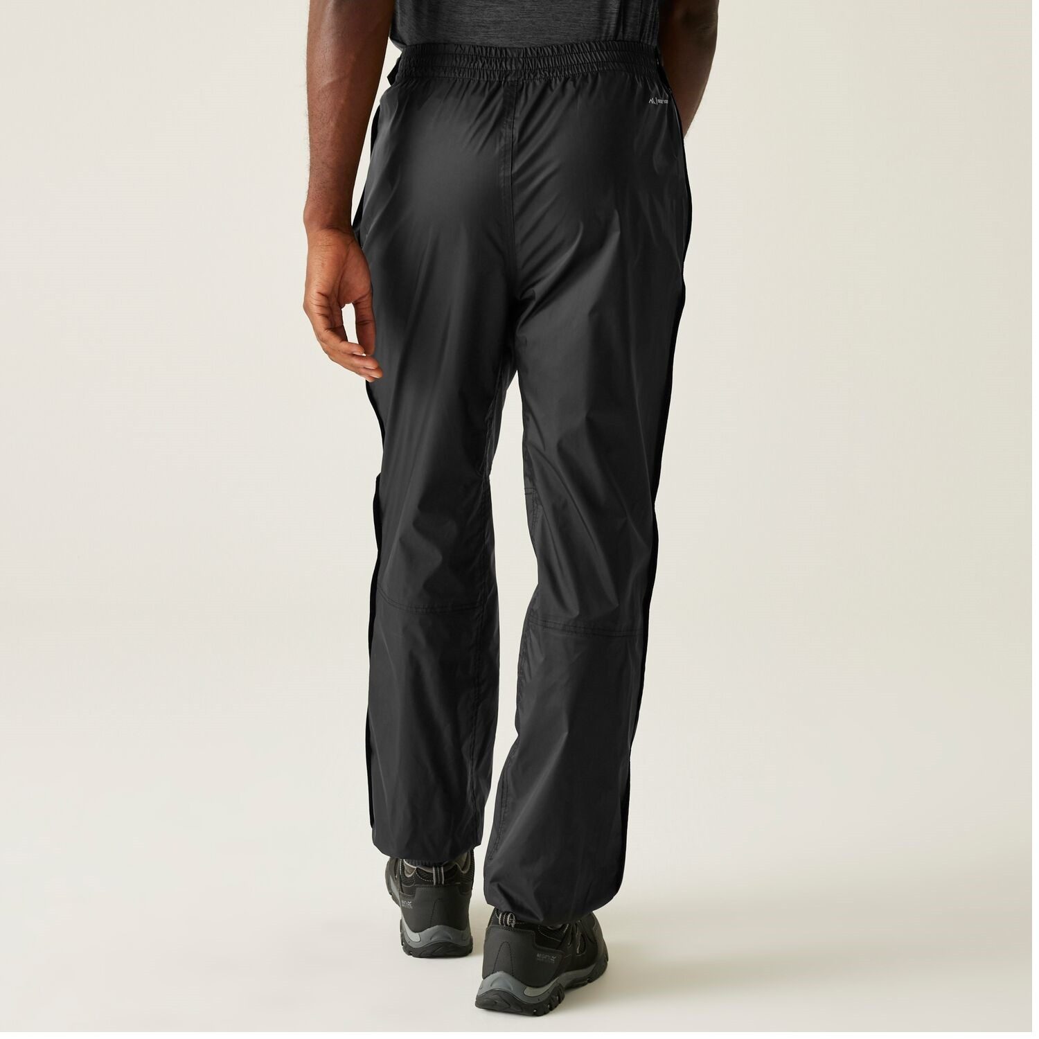 Regatta Outdoorhose Regenhose mit durchgehenden Reißverschlüssen an den Beinen (0-tlg)