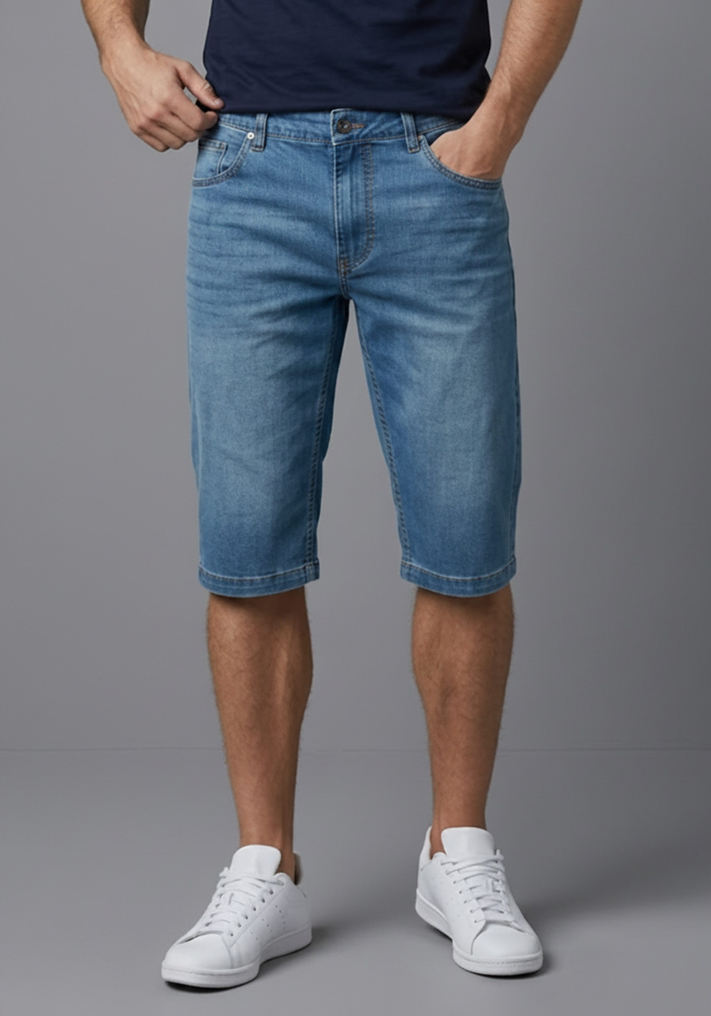 Arizona Jeansbermudas mit Abriebeffekten für einen collen Used-Look Regular Fit Passform, gerade Beinform, niedrige Leibhöhe