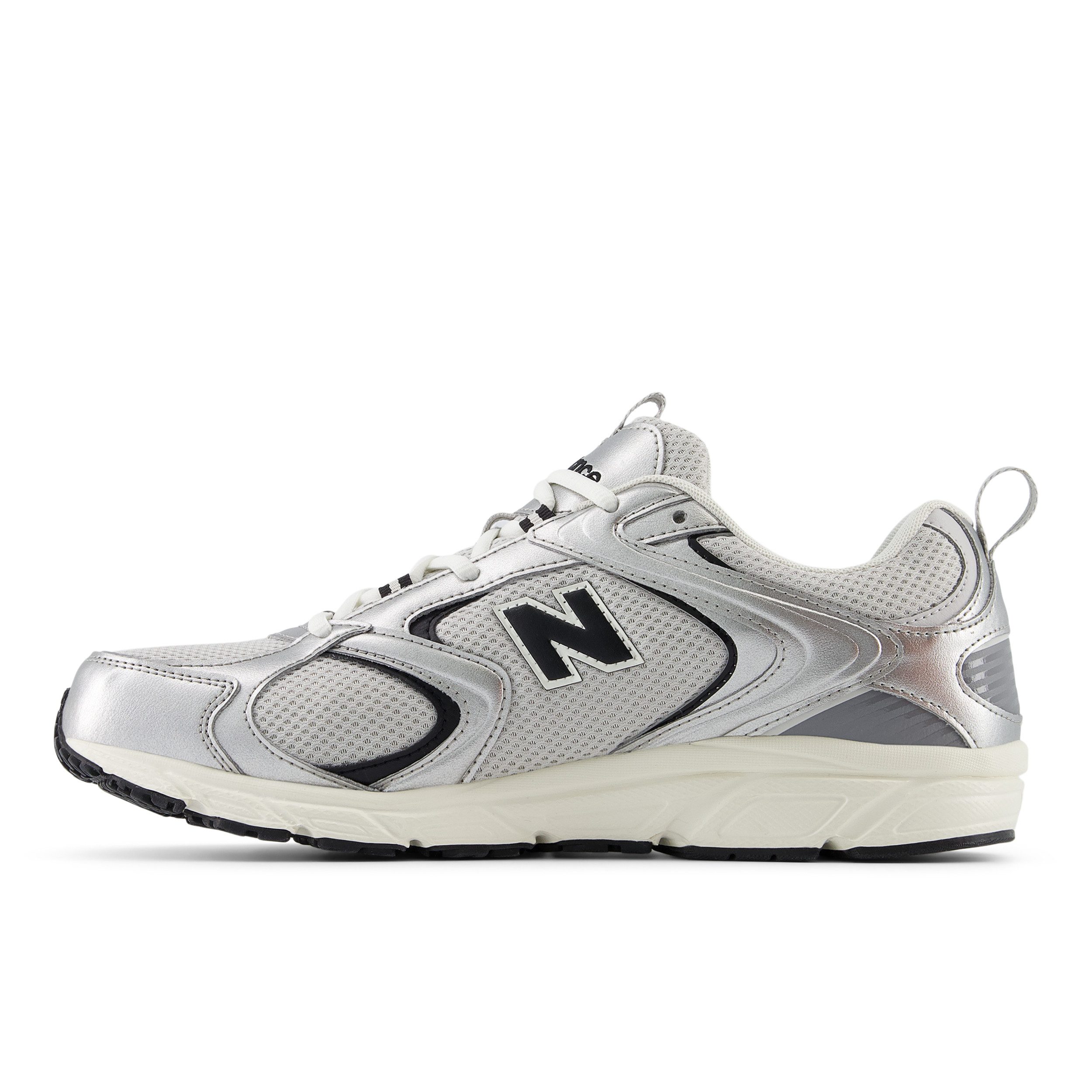 New Balance 408 Sneaker von dem New Balance 530 inspiriert