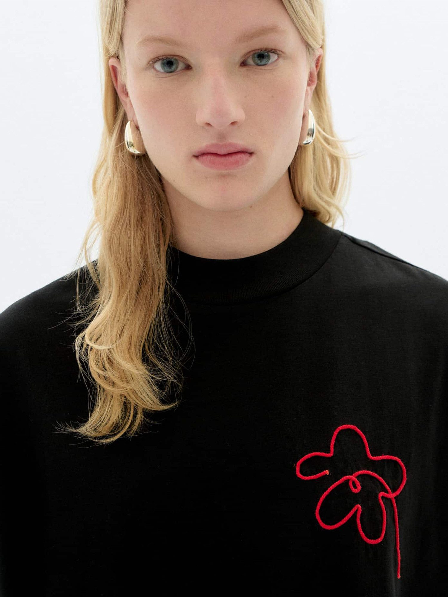 Thinking Mu T-Shirt Flower Cord Volta T-Shirt