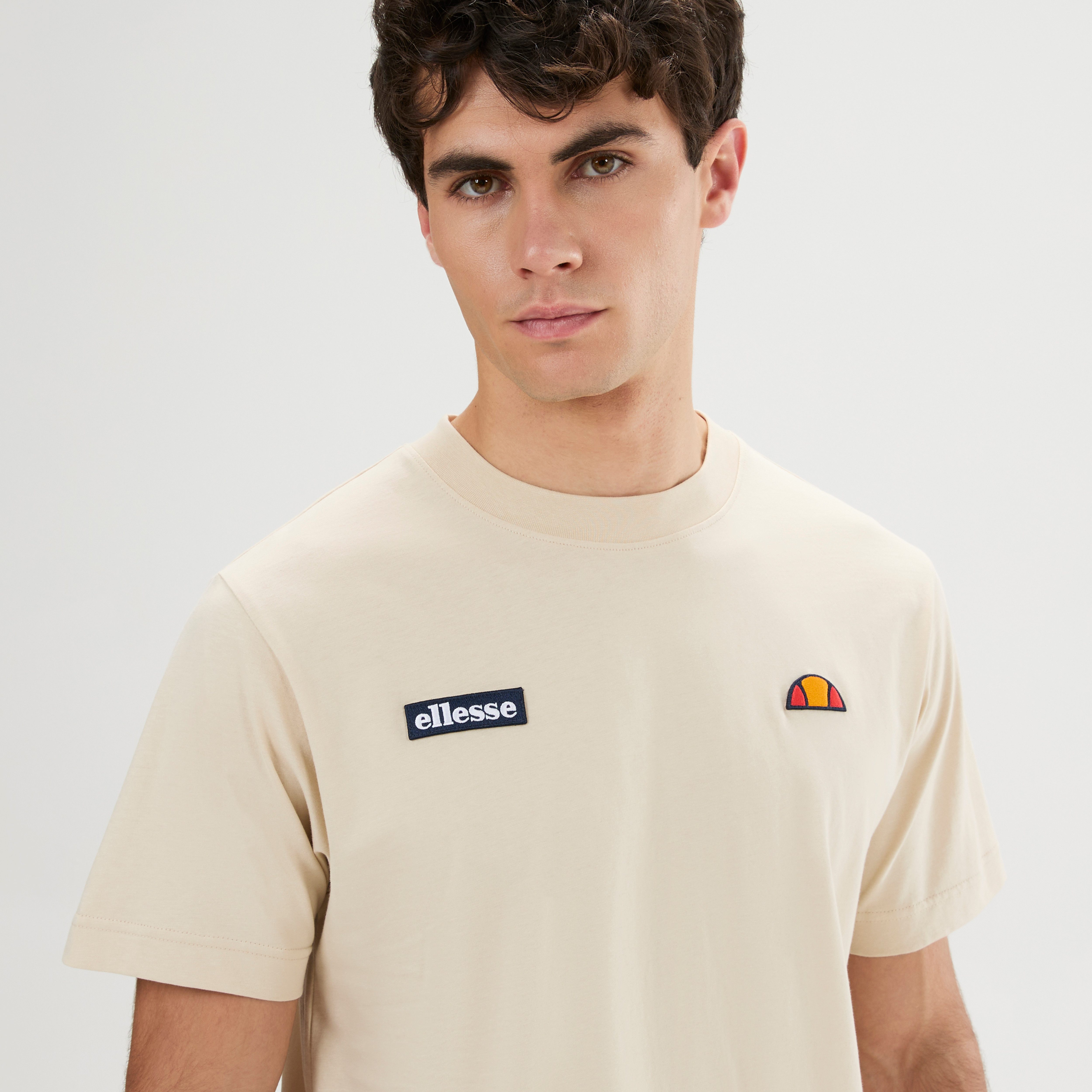 Ellesse T-Shirt FLORAN TEE mit Rundhalsausschnitt, Kurzarm-Design, aus Baumwolle, normale Länge