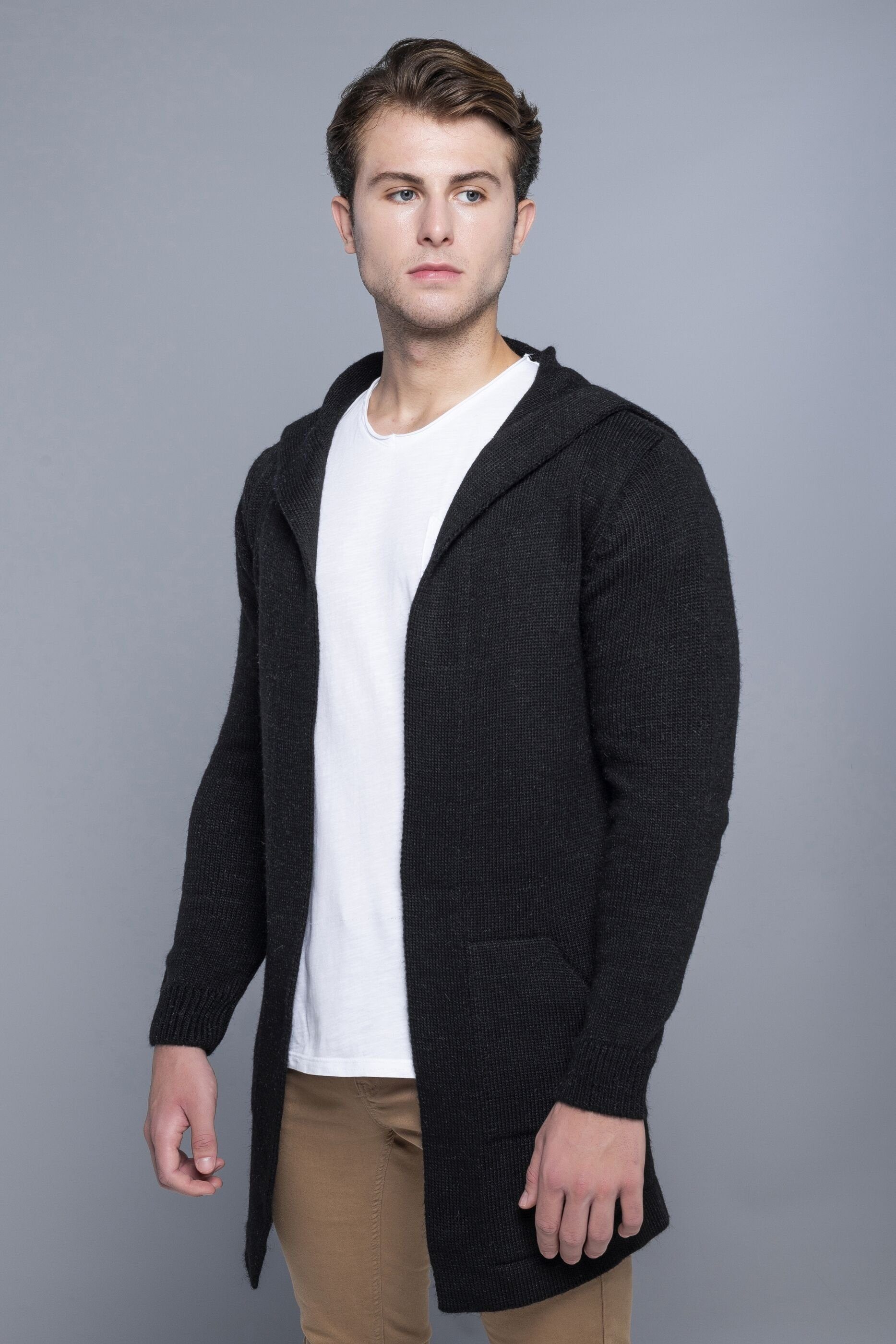 CARISMA Strickjacke mit Kapuze und praktischen Seitentaschen