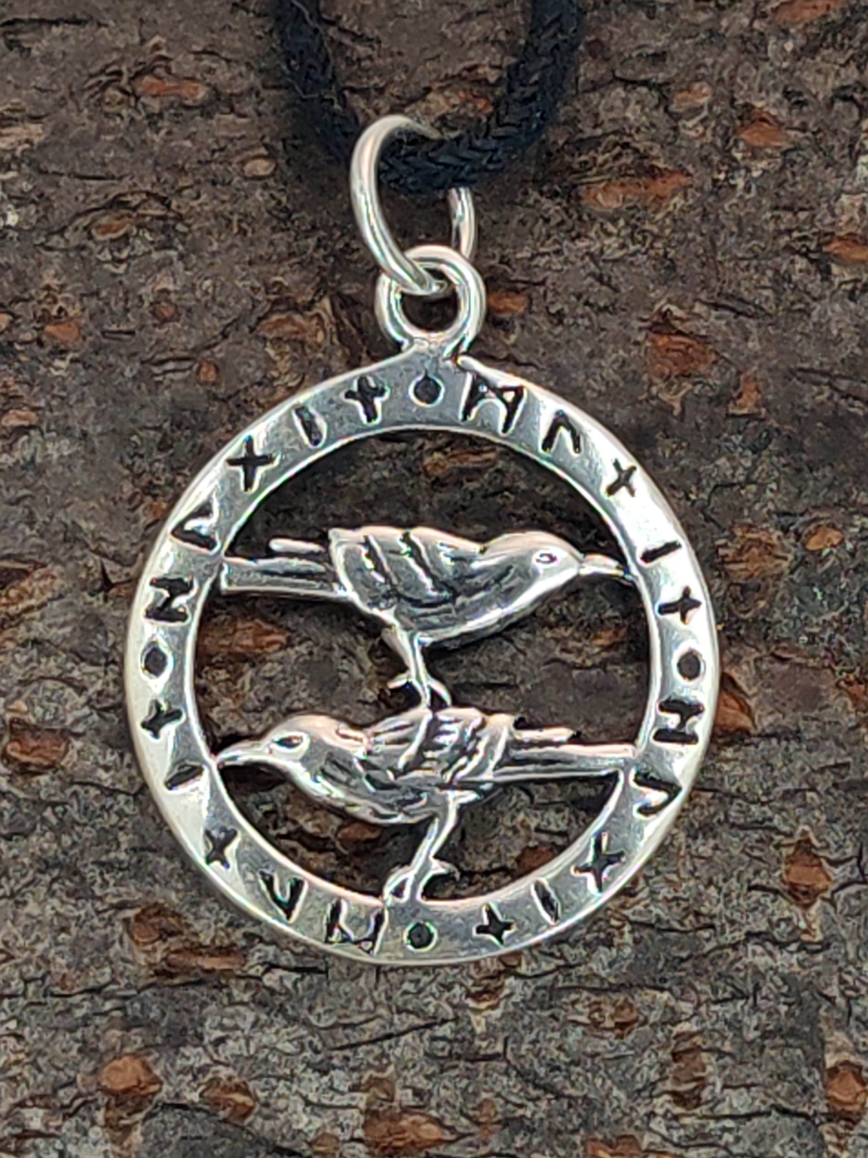 Kiss of Leather Kettenanhänger Odins Raben Hugin Munin Anhänger 925 Sterling Silber Namen Runen Ring