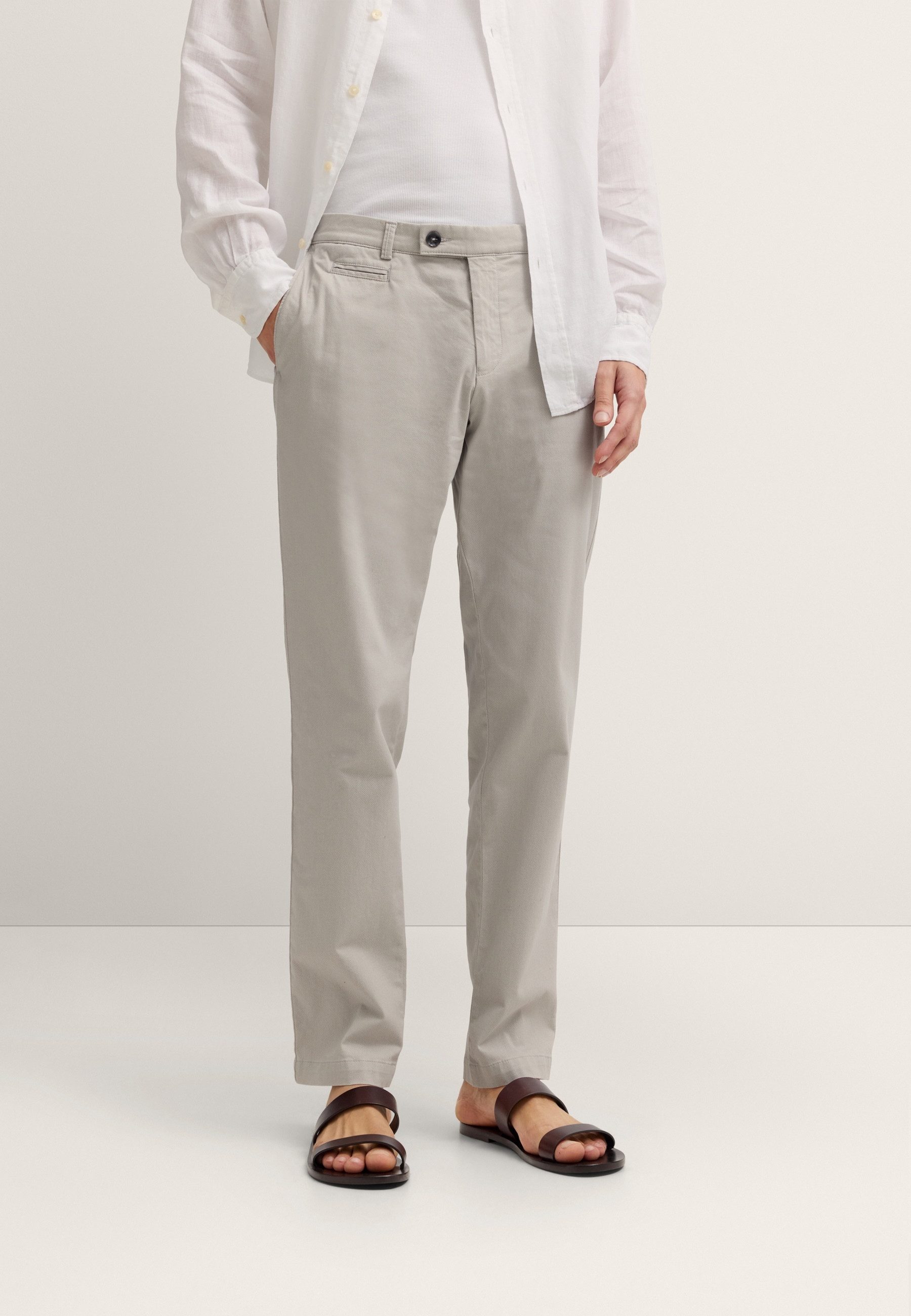 bugatti Chinohose Modern Fit aus der DynamicSeries