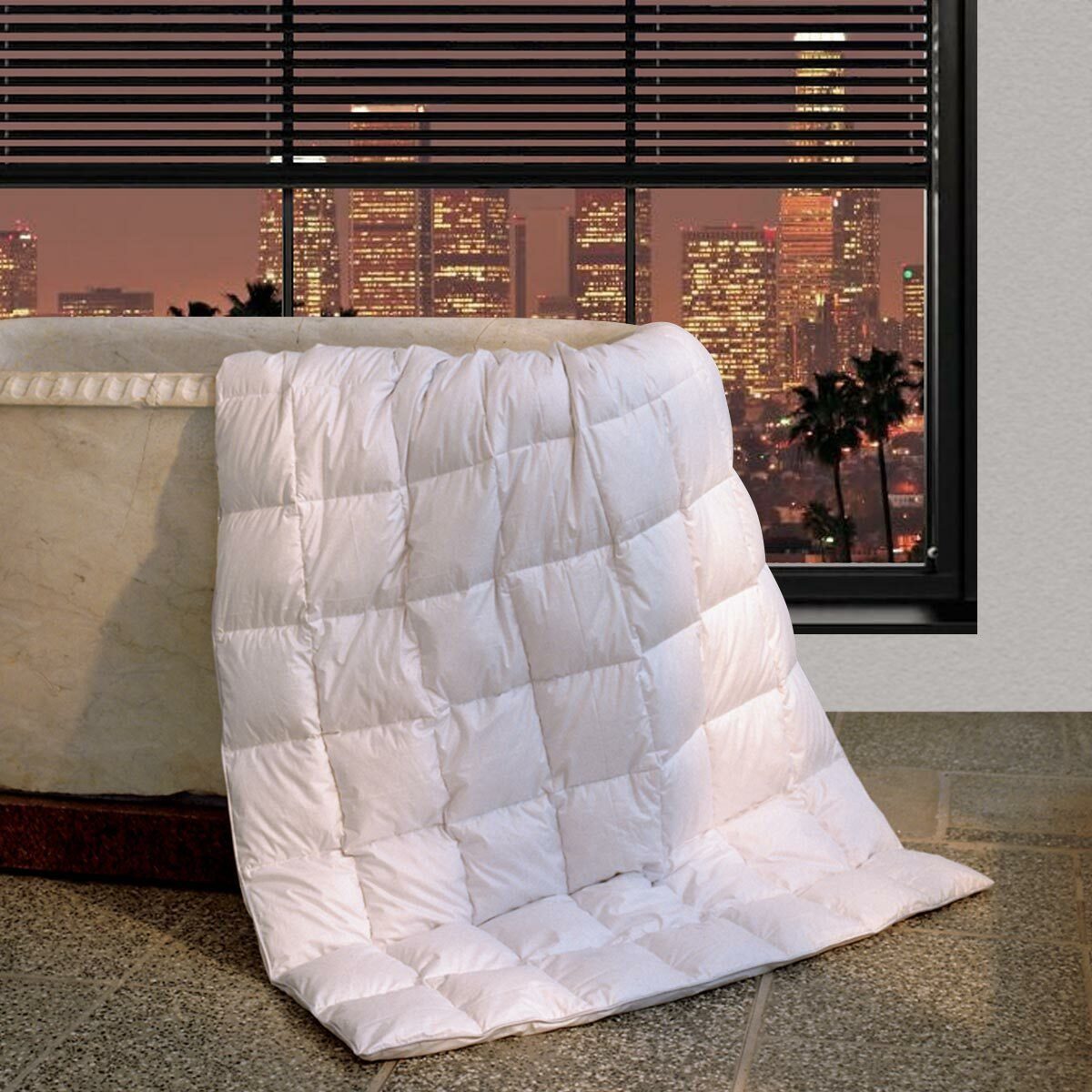 BETTWARENSHOP Daunenbettdecke Canada leicht, Füllung: 100% Daunen