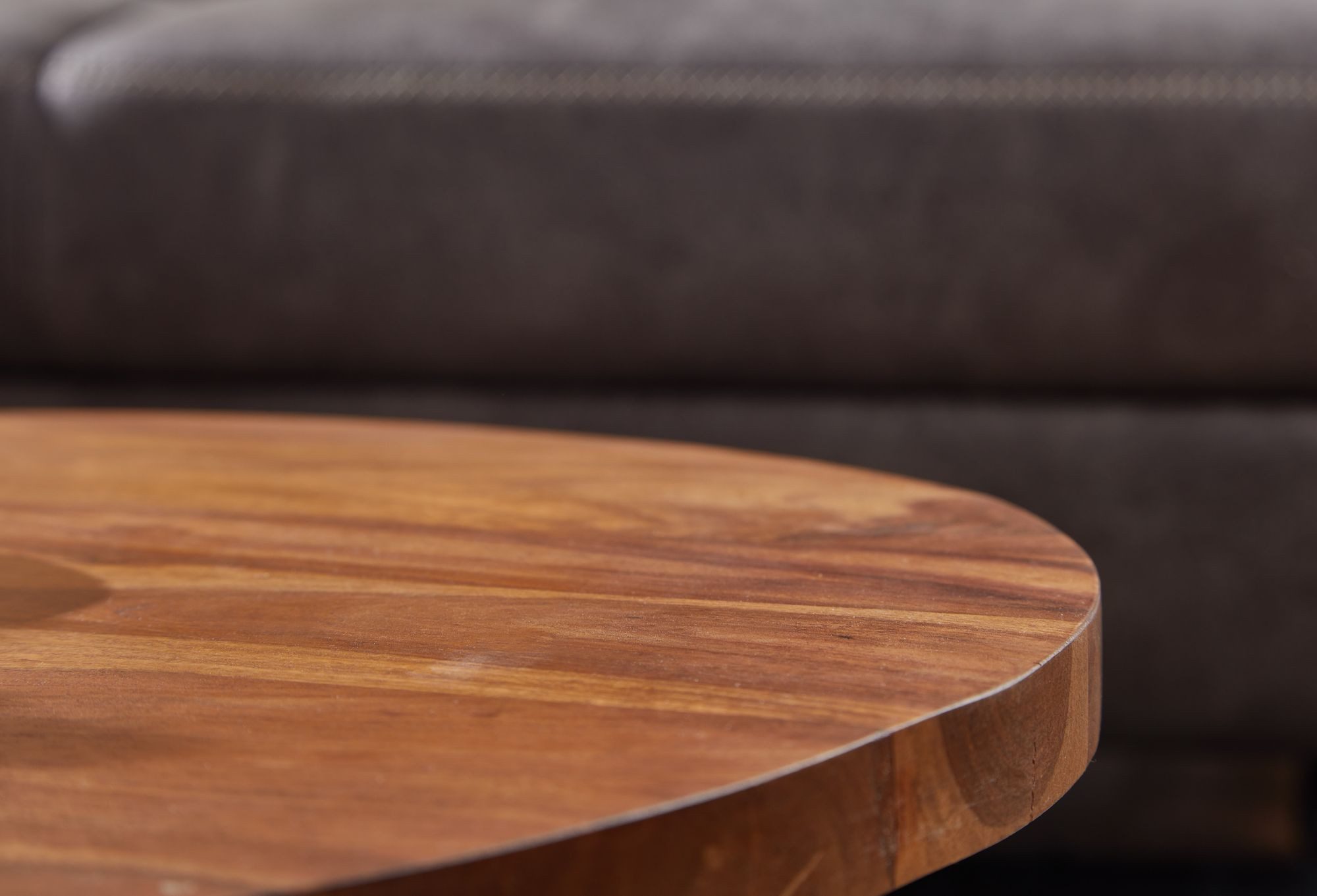 tinkaro Couchtisch THOAS Mango Massivholz, Walnuss finish Wohnzimmertisch Braun