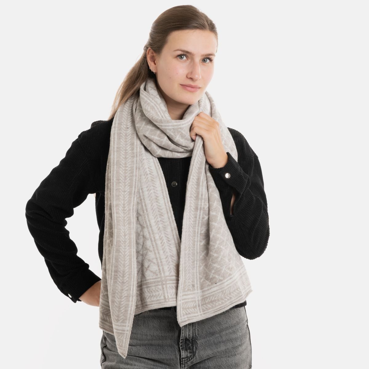 Knit Factory Strickschal Dusk Schal Iced Clay/Beige, (1-St), Schal Halstuch Dreiecksschal Tuch Strickmode