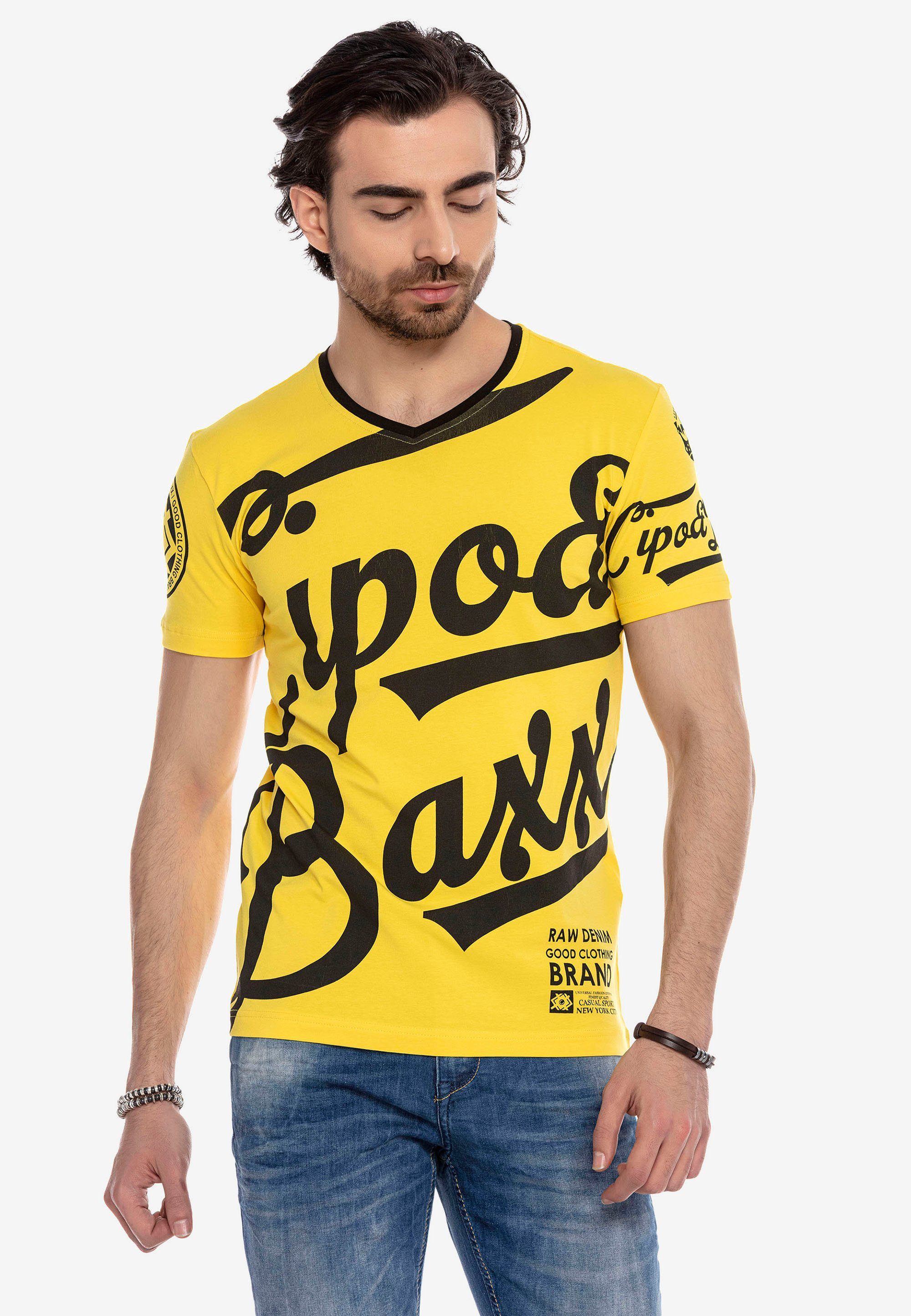 Cipo & Baxx T-Shirt CT635 mit coolem Marken-Frontprint gelb