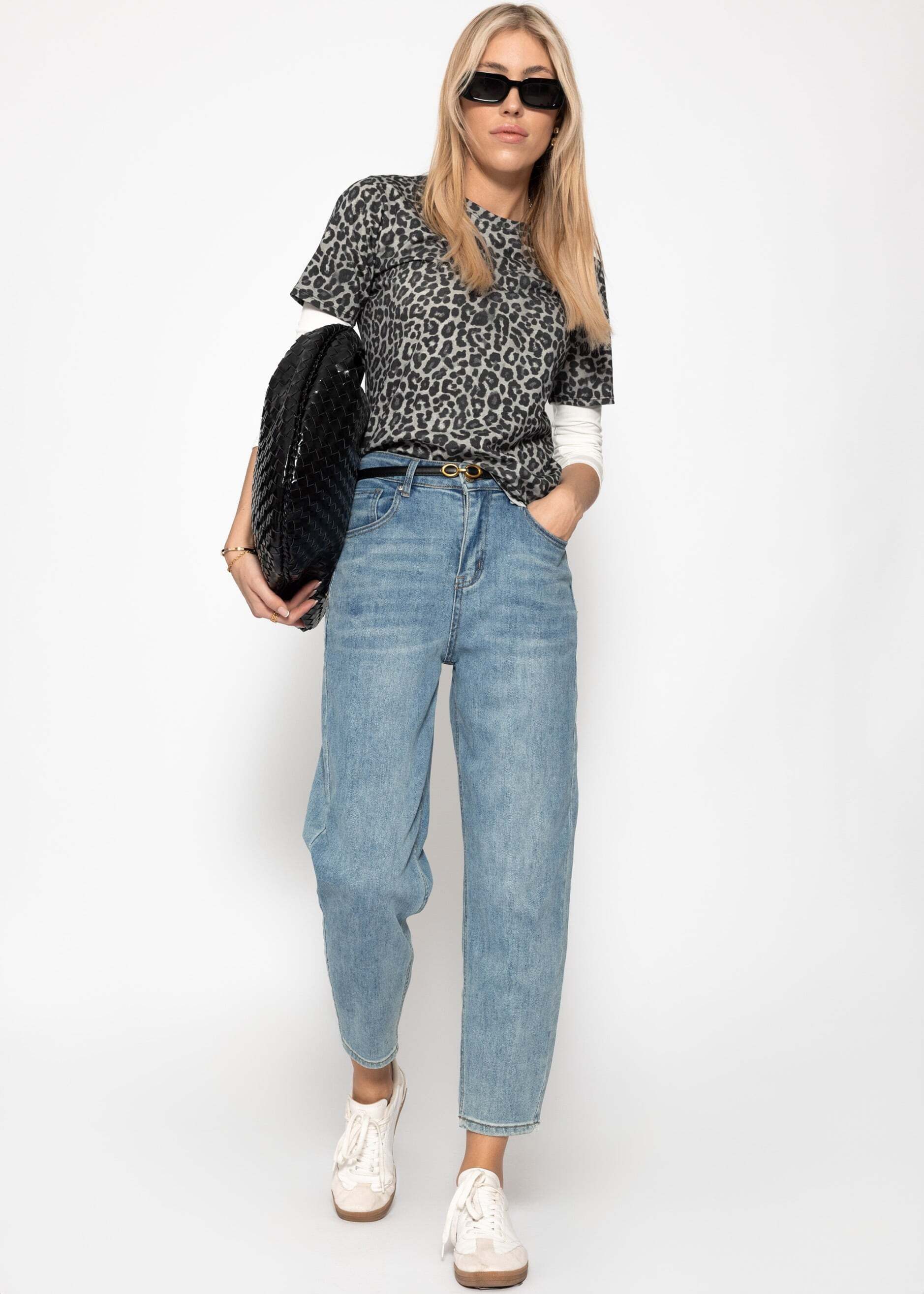 SASSYCLASSY T-Shirt T-Shirt mit Leo-Print für Damen Trendiges Baumwollshirt günstig online kaufen