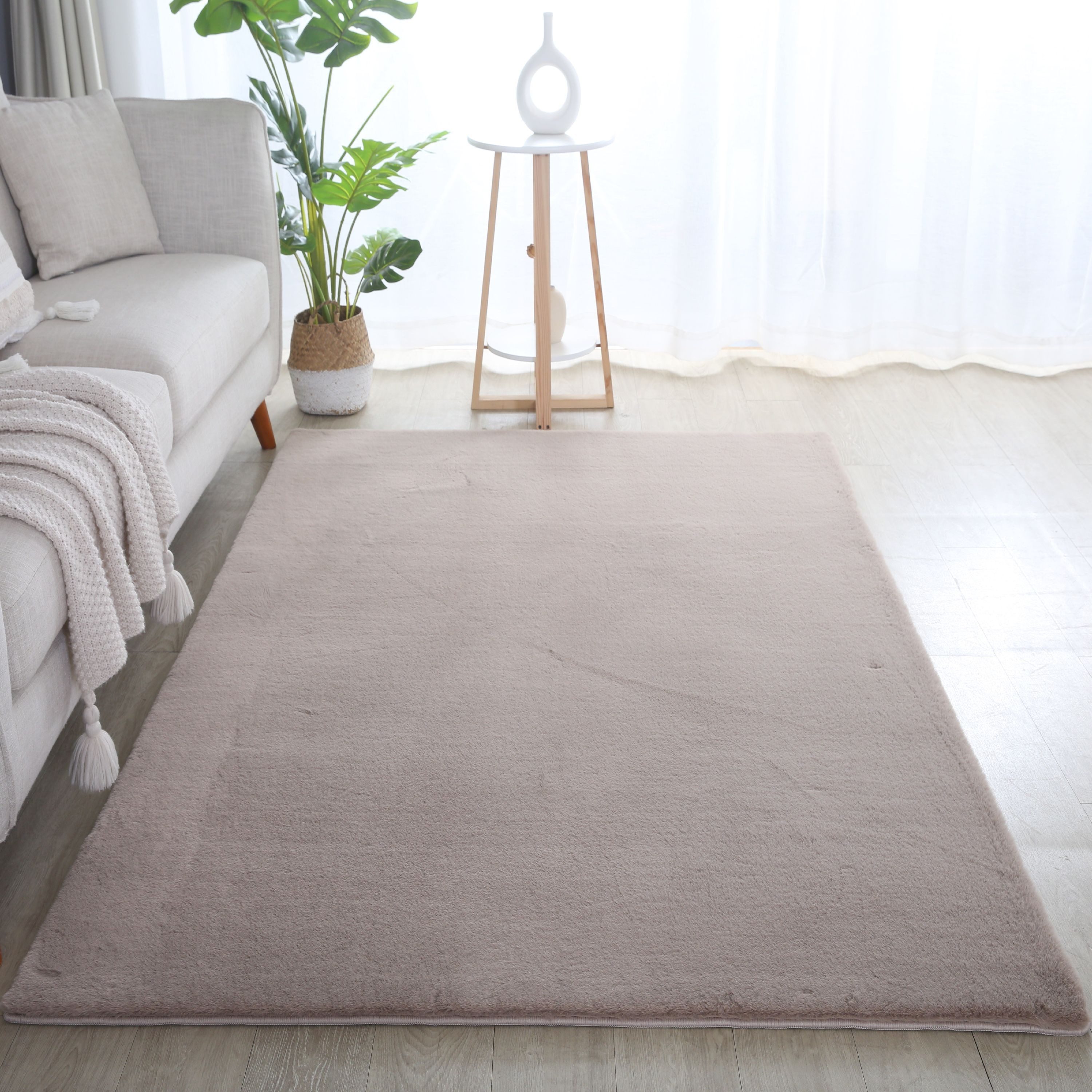 SIMPEX24 Teppich Unicolor - Einfarbig, Rechteckig, Höhe: 20 mm, Teppich Wohnzimmer Einfarbig Shaggy Modern Flauschiger Felloptik Weich