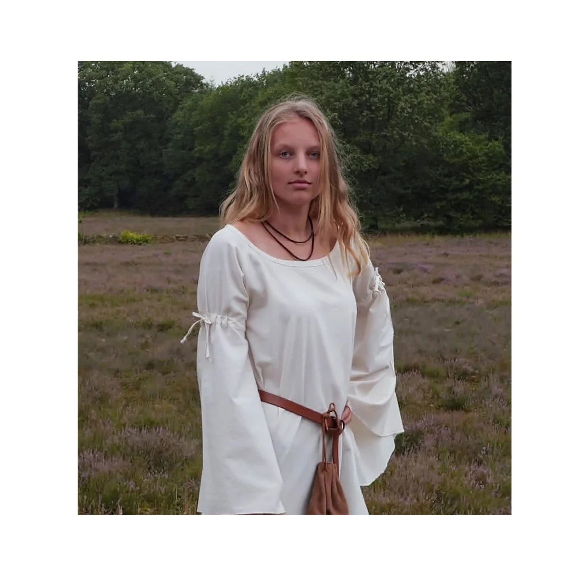 Battle Merchant Ritter-Kostüm Mittelalter-Kleid Natur mit Trompetenärmeln, Burglinde Größe XXL