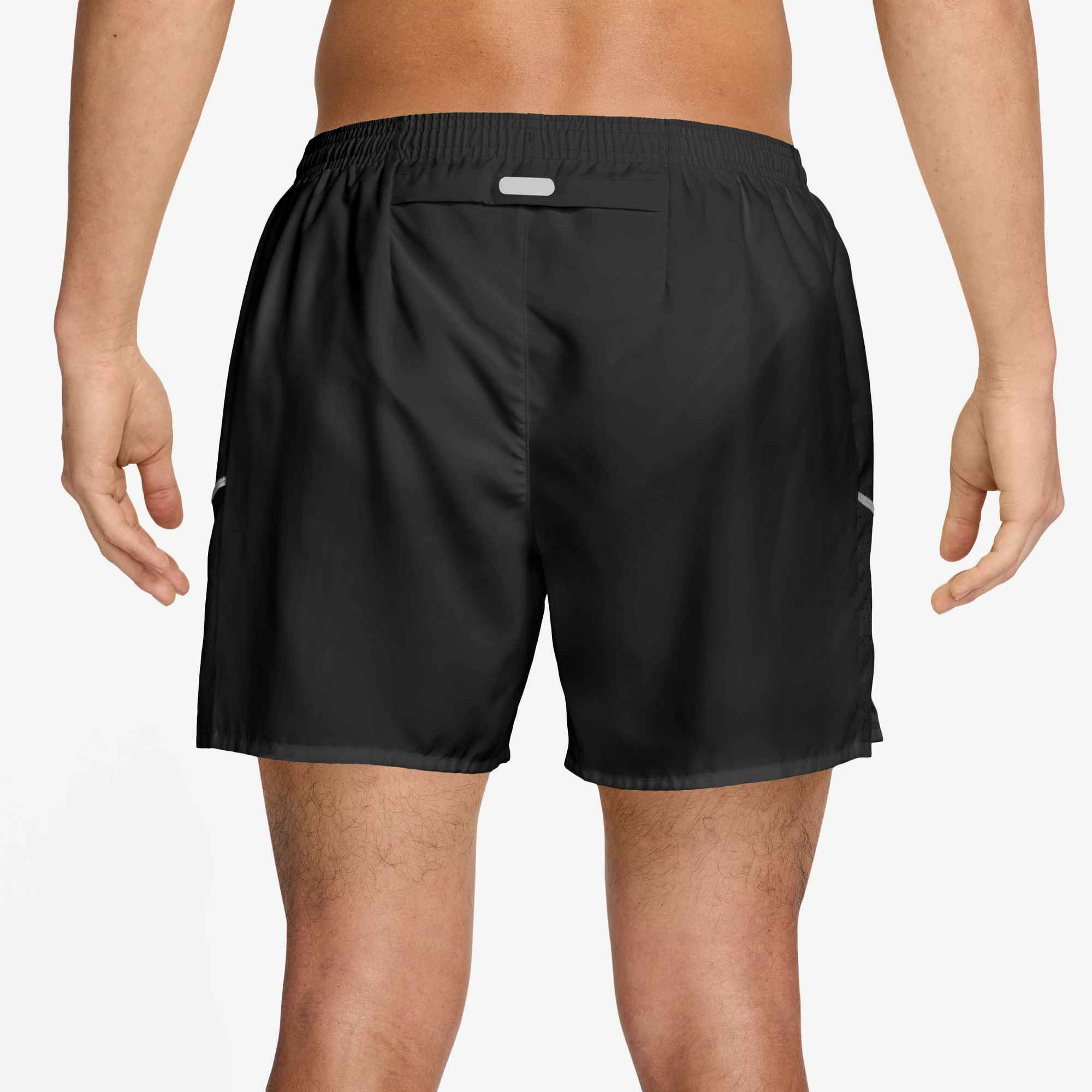 Nike Laufshorts Nike Miler Men's Dri-FIT 5" Brief-Lined Running Shorts mit Reißverschlusstasche, schnell trocknendes Material, gerade Form