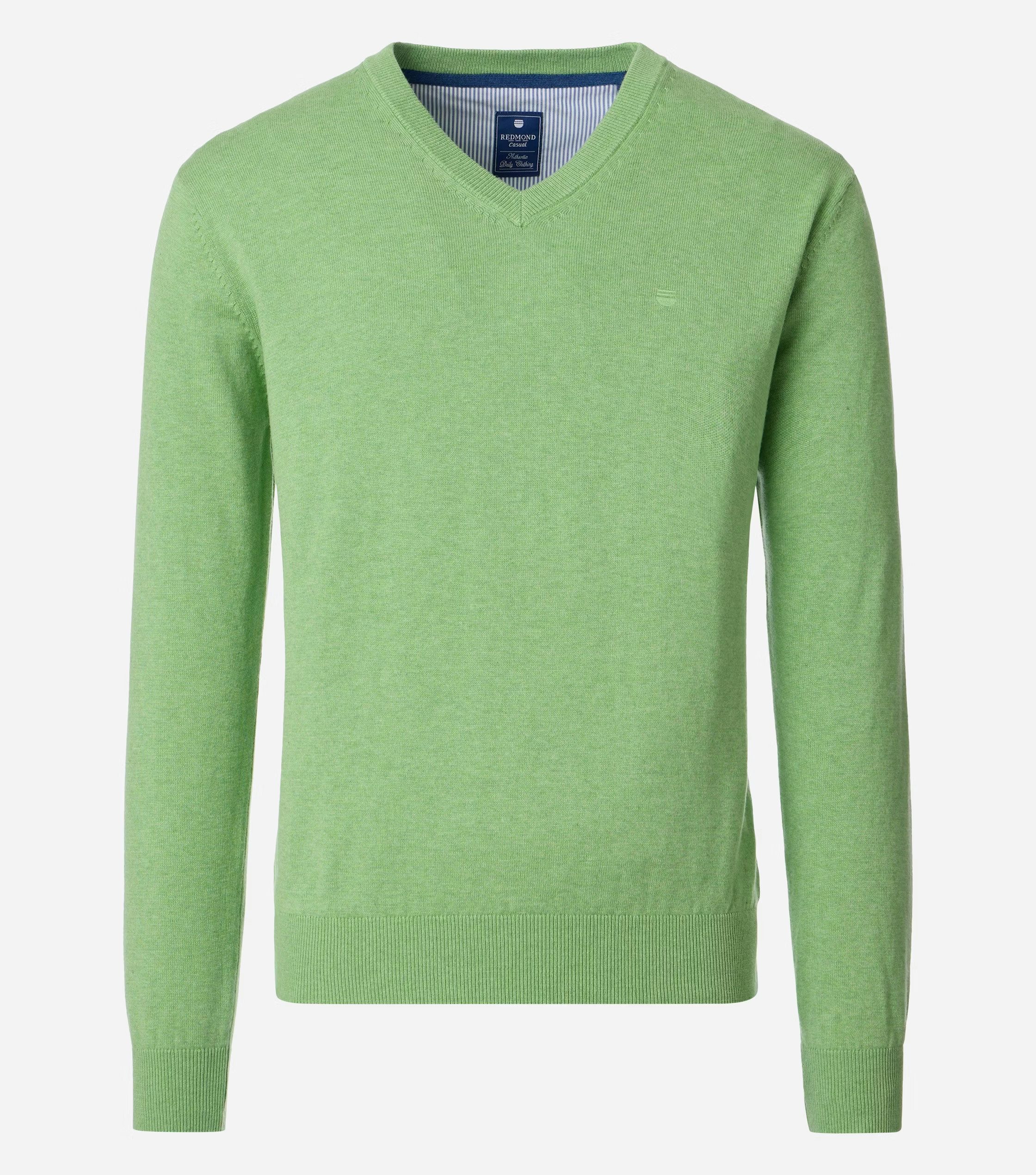 V-Ausschnitt-Pullover 600