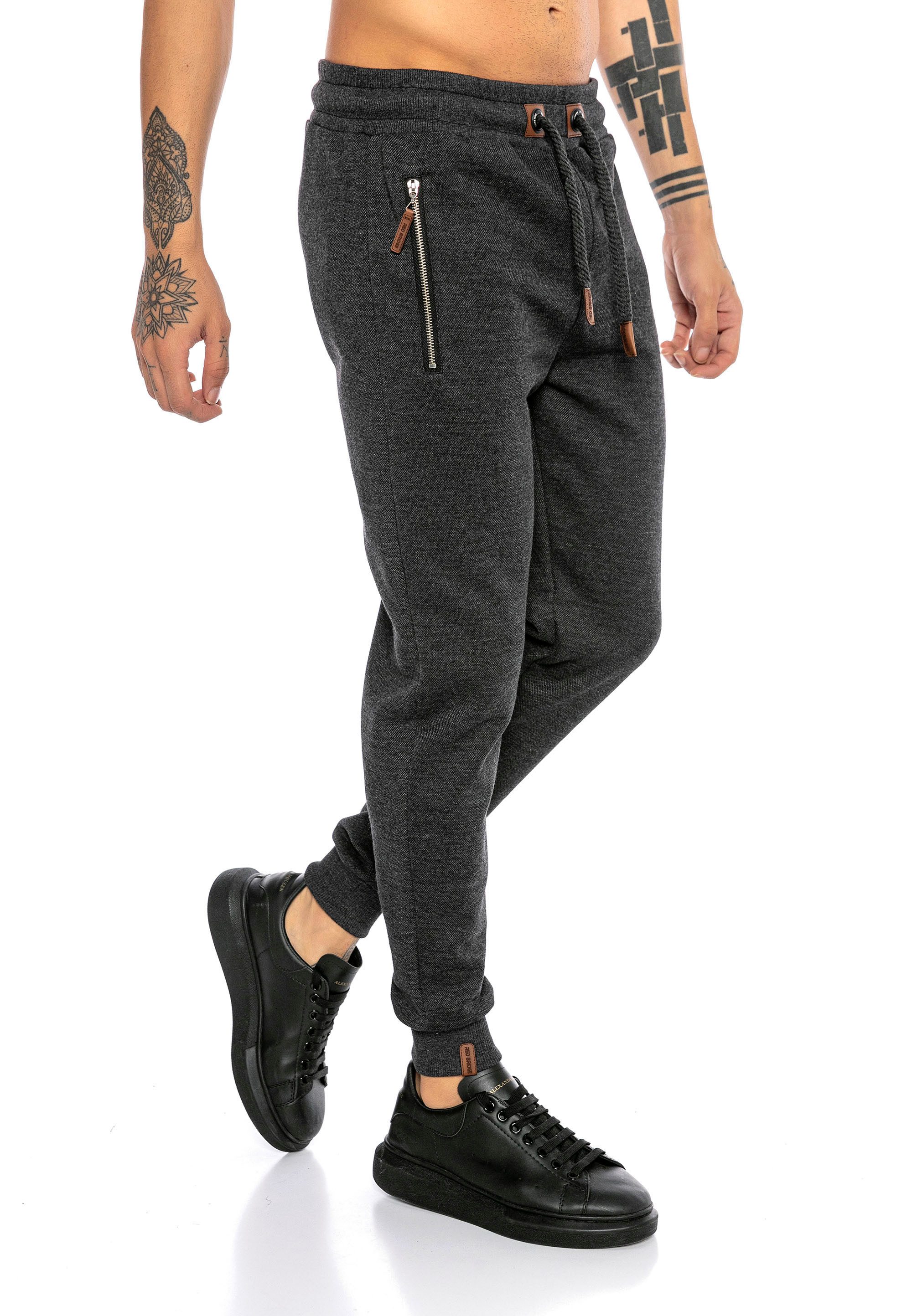RedBridge Jogginghose mit Reißverschlusstaschen Bequemer und sportlicher Look