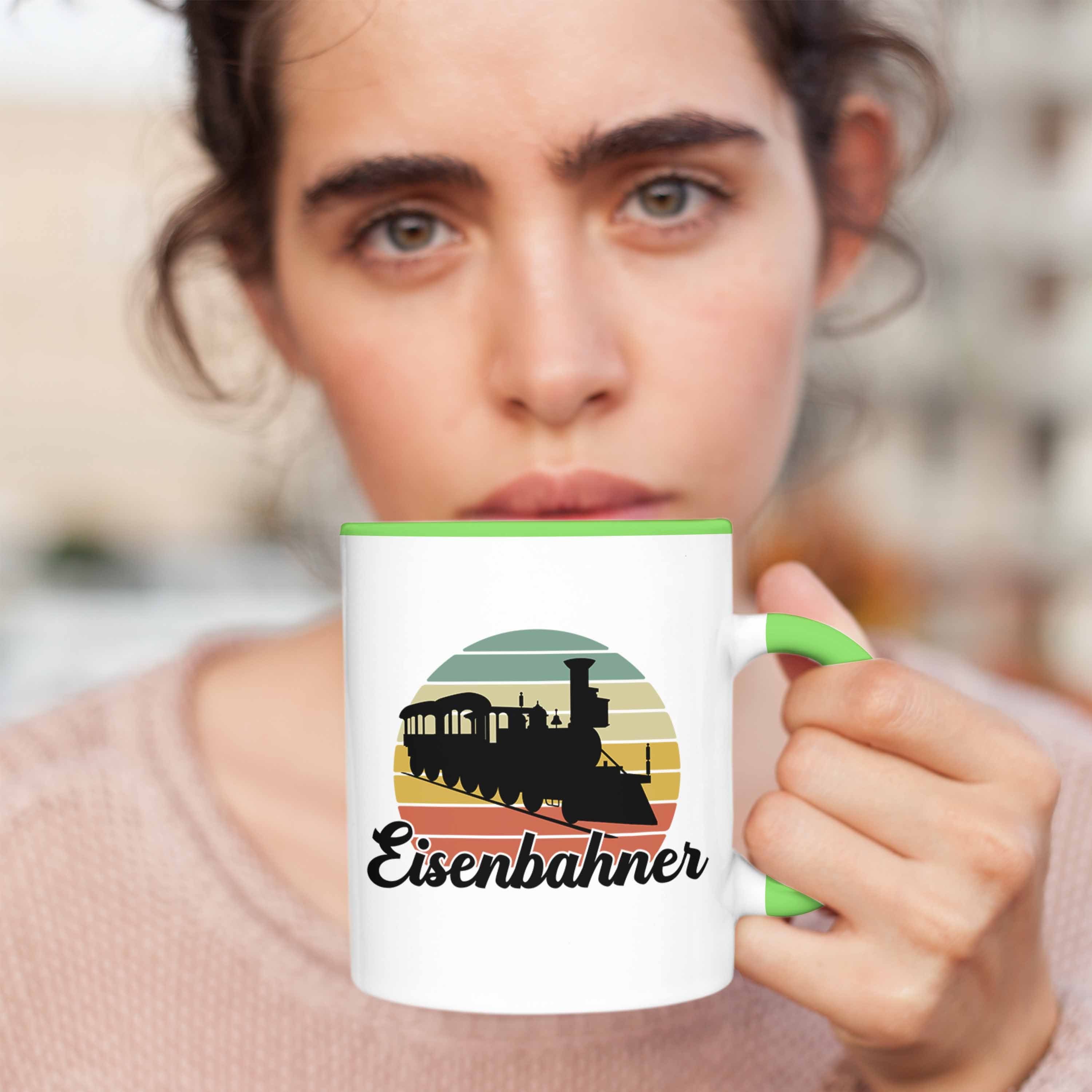 Trendation Tasse Dampflokomotive Modeleisenbahn Rentner Grün Geschenk Eisenbahner Geschenk - Trendation Tasse Geschenkidee Spruch Eisenbahn Opa