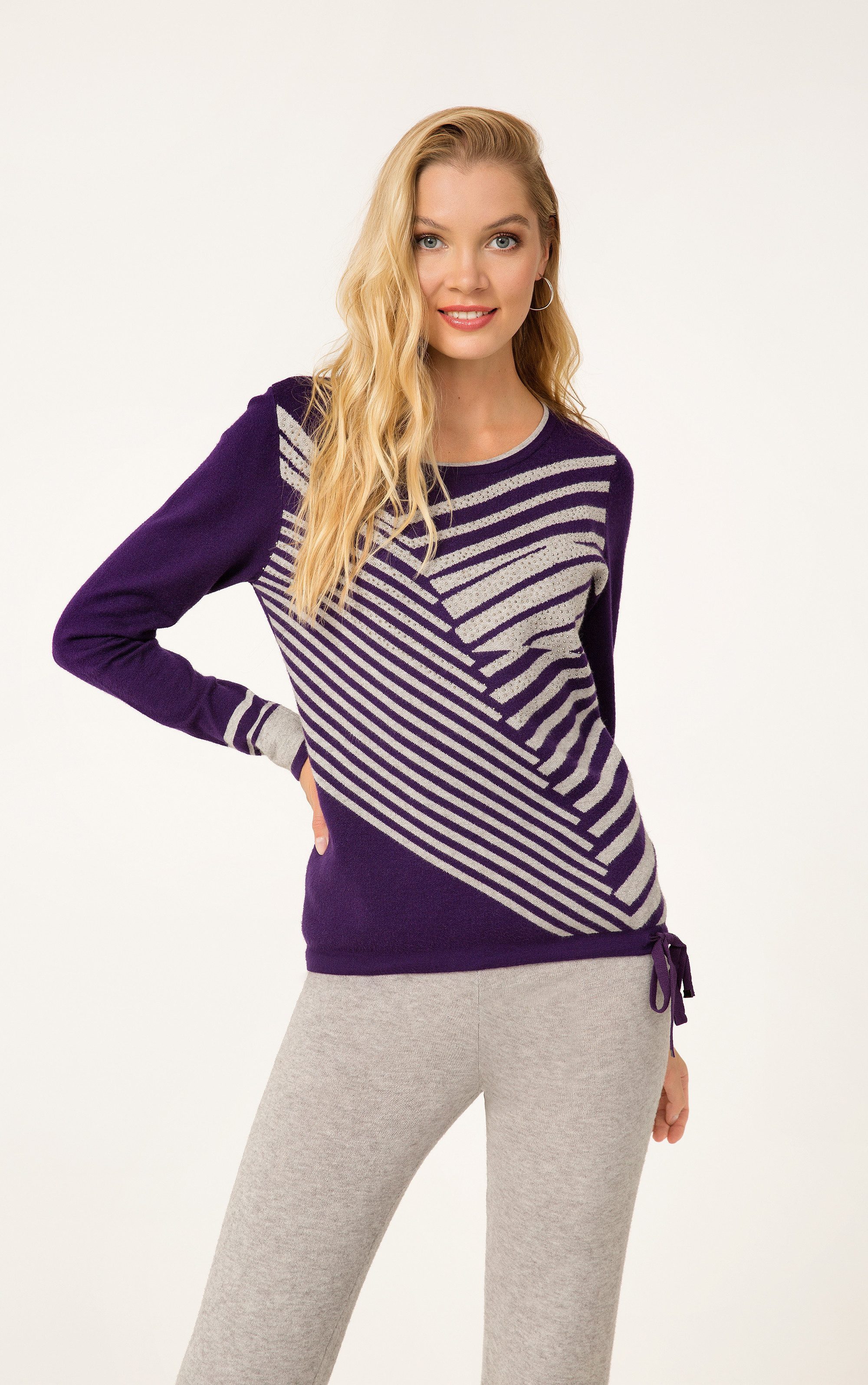 Passioni Strickpullover mit Diagonalstreifenmuster mit Strassdetails günstig online kaufen