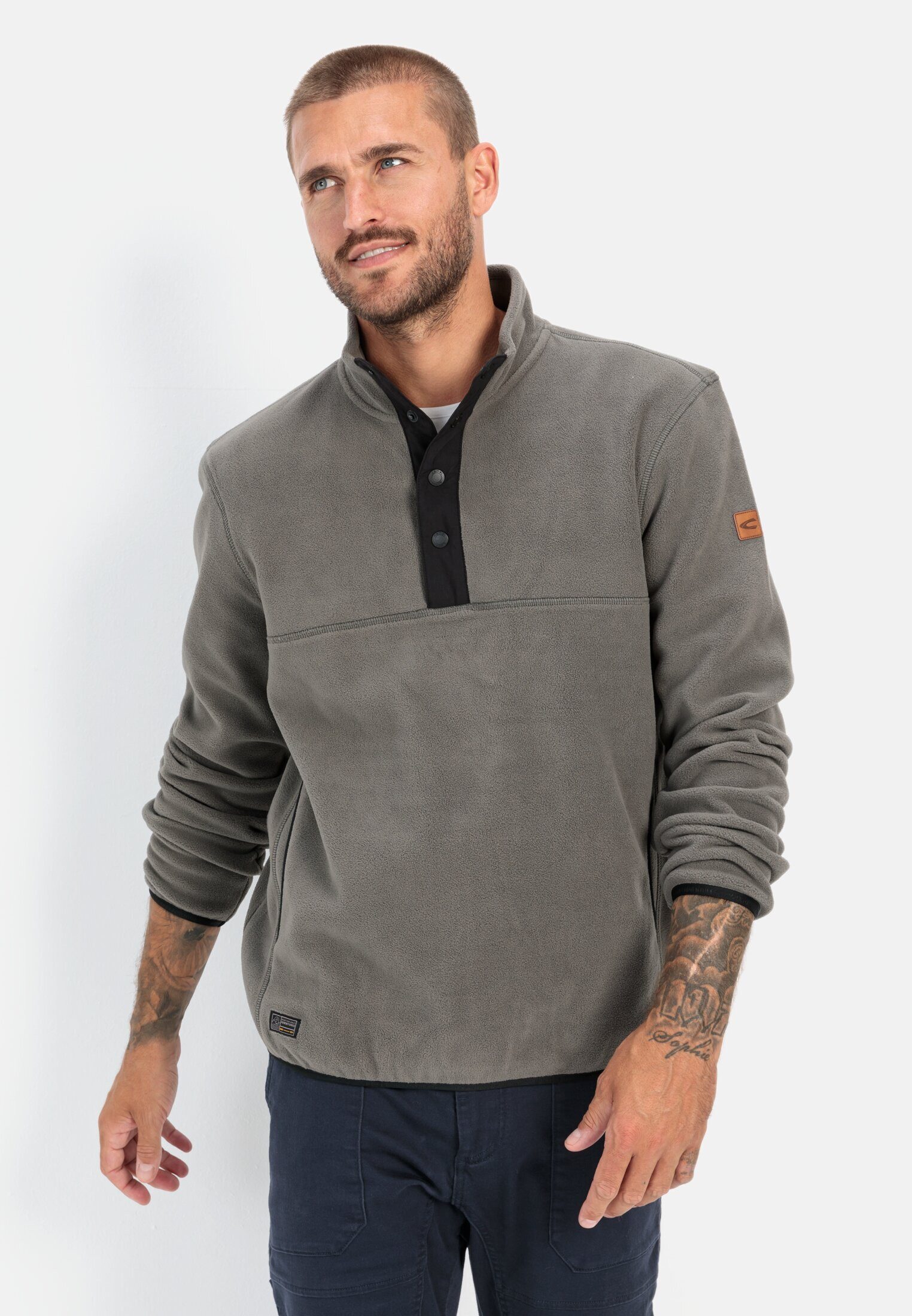 camel active Troyer aus recyceltem Material (1-tlg) Markenlogo