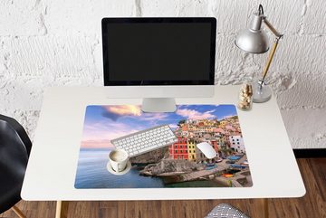 MuchoWow Gaming Mauspad Blick auf Riomaggiore in den Cinque Terre. (1-St), Büro für Tastatur und Maus, Mousepad Gaming, 90x60 cm, XXL, Großes