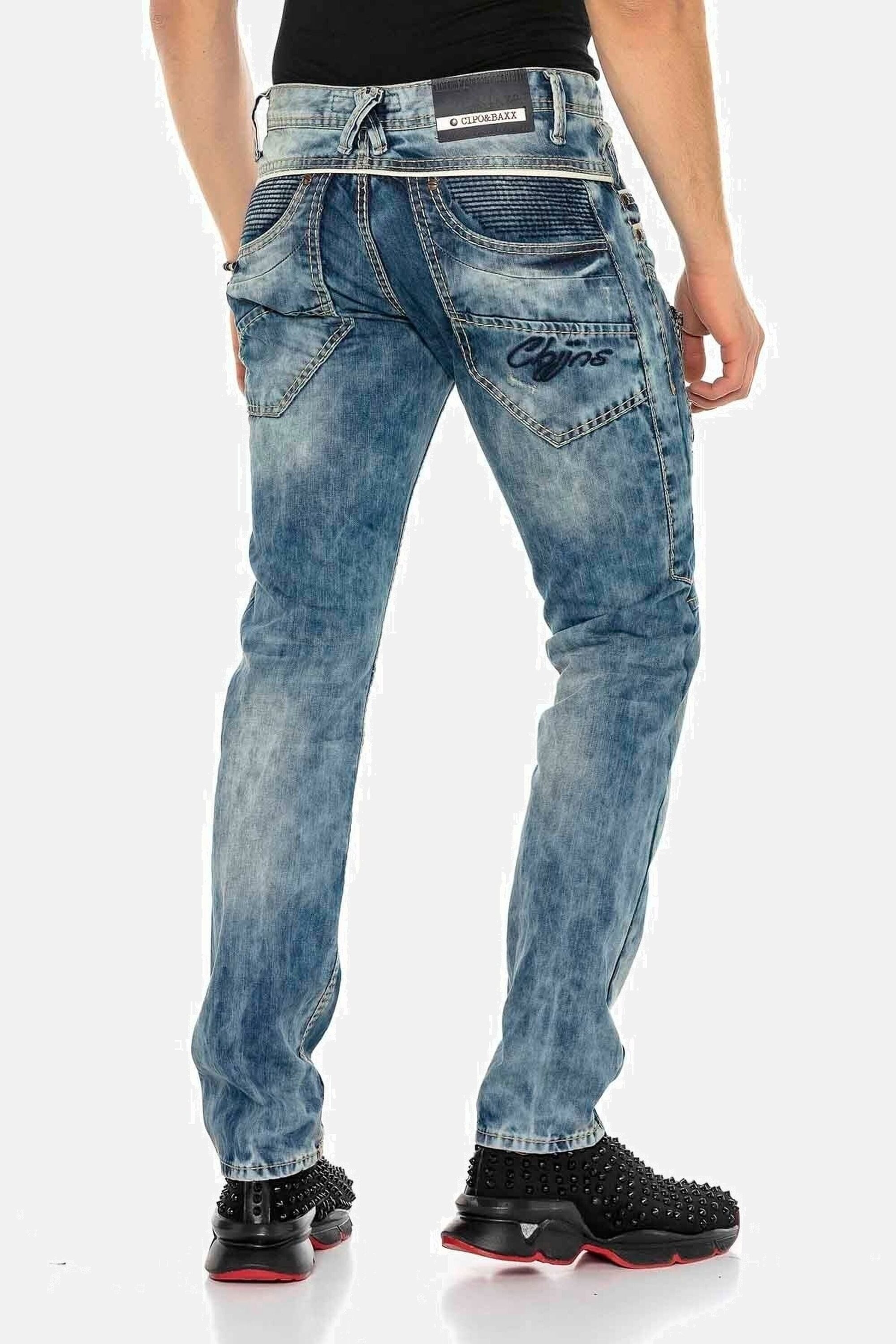 Cipo & Baxx 5-Pocket-Jeans Jeans in Straight Fit, C-1150