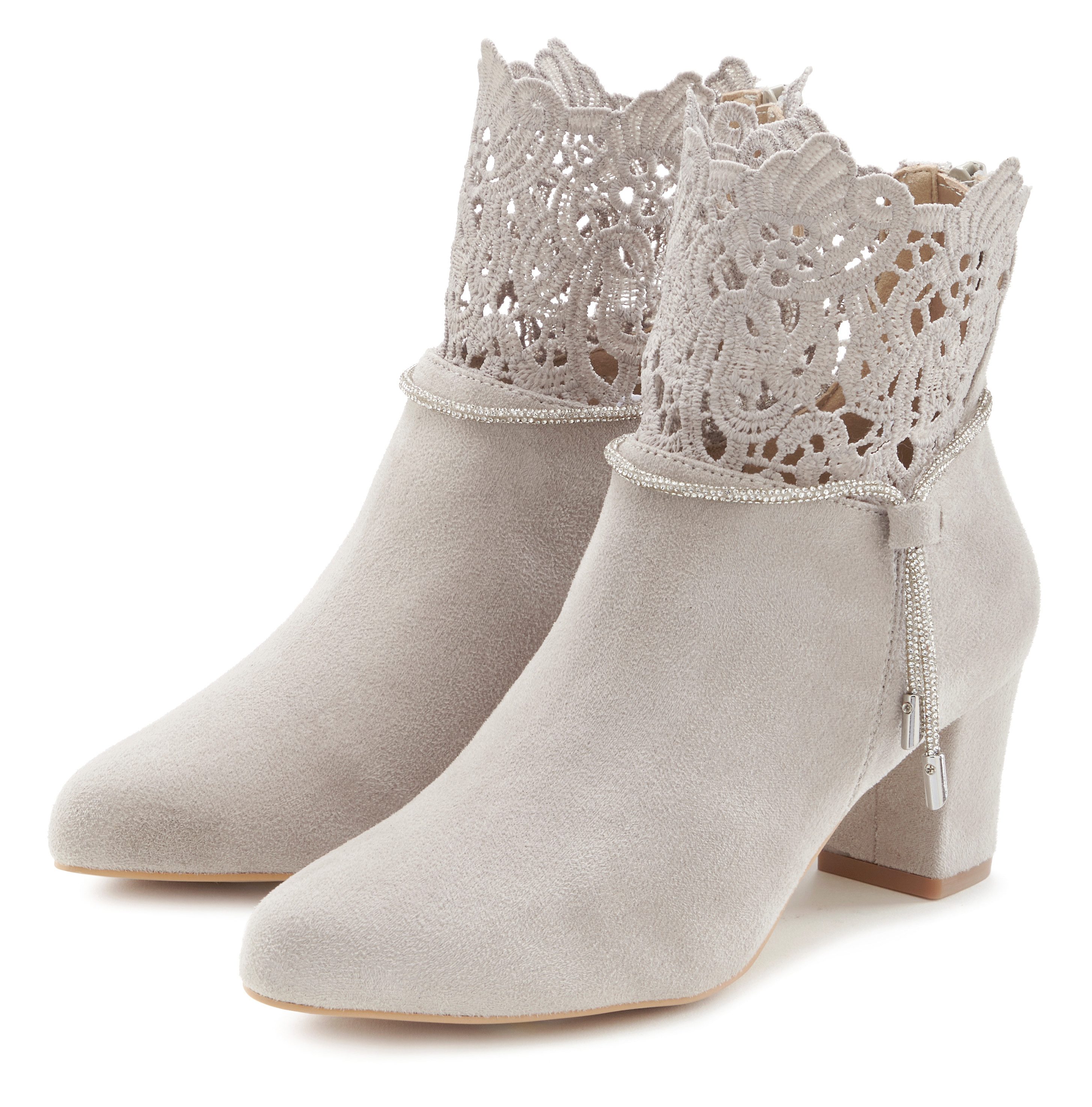 LASCANA Stiefelette mit elegantem Spitzenbesatz, Stiefel, günstig online kaufen
