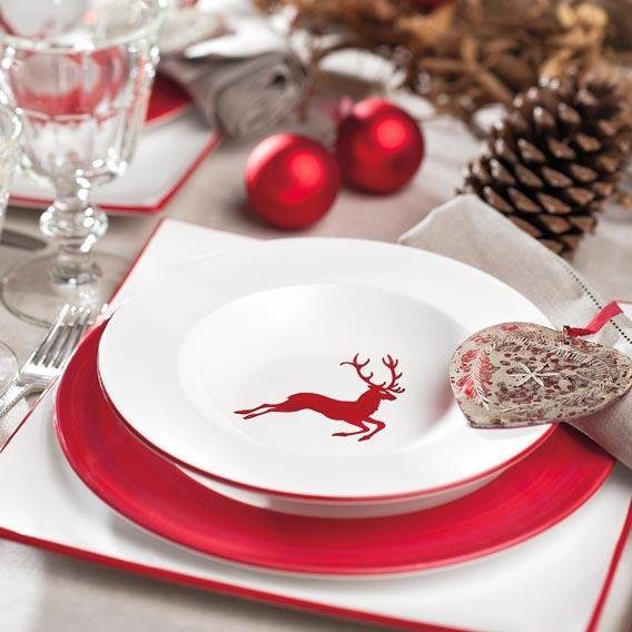 Gmundner Keramik Untertasse Roter Hirsch Weihnachtsgeschirr, d: 15 cm / h: 2,5 cm
