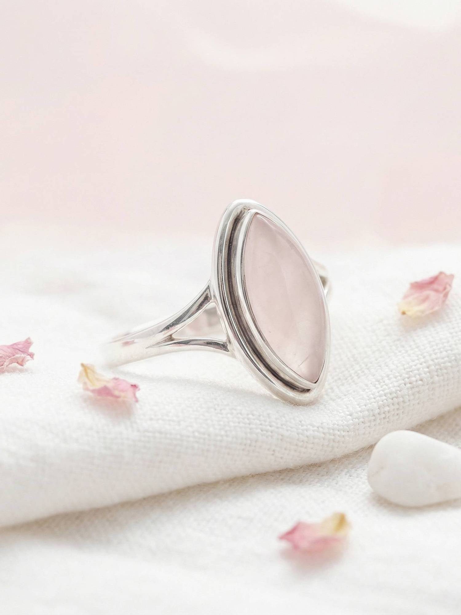 mantraroma Silberring SARALA Ellipse aus 925 Silber mit Rosenquarz (Ring mi günstig online kaufen