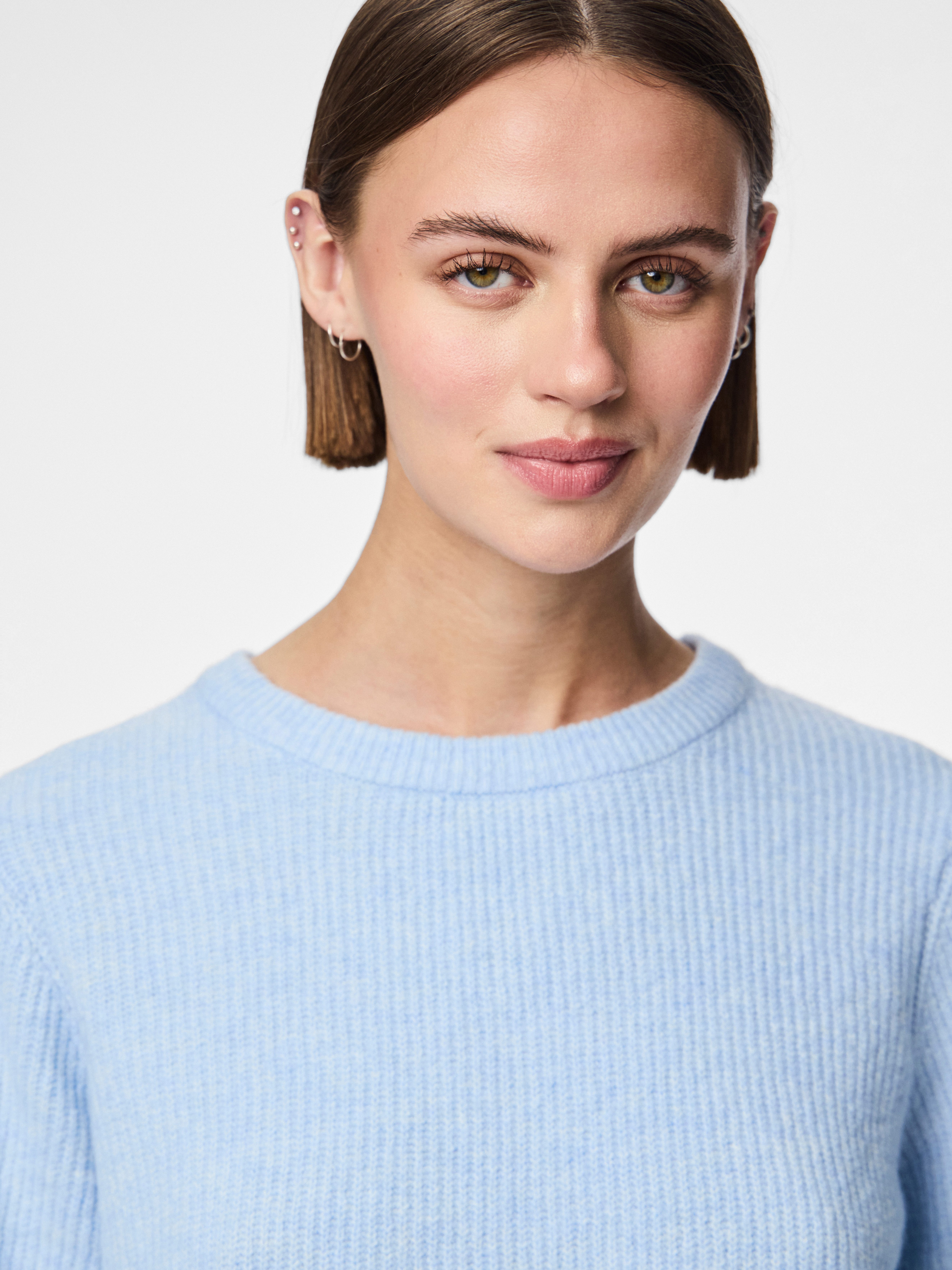 pieces Strickpullover PCSILLY SS O-NECK KNIT NOOS BC mit weiten, kurzen Ärmeln