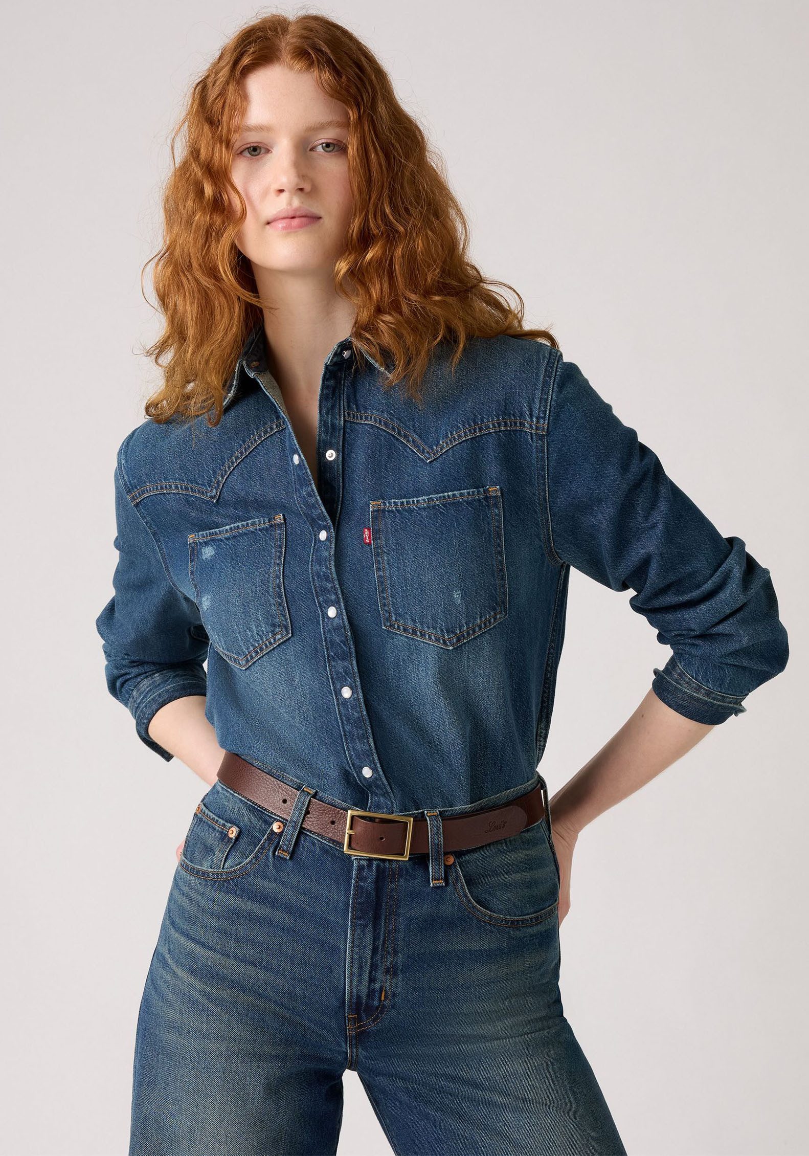 Levi's® Ledergürtel RECTANGLE BELT mit goldfarbener Schließe und Logoprägun günstig online kaufen