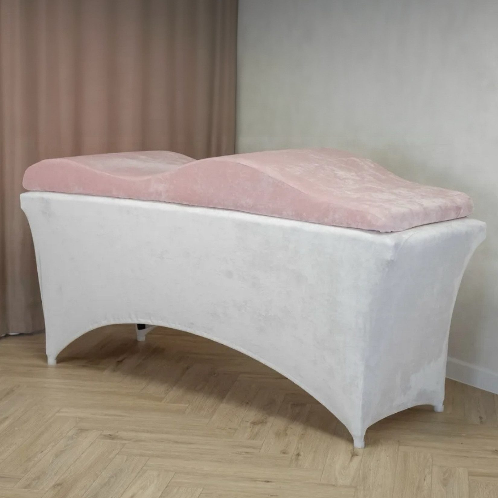 STM Company Massageliege Wellen-Matratze (Curved Lash Topper) mit Memory Schaum (180x60 cm / 190x70 cm, Mit Veloursbezug), ohne Kosmetikliege, ideal für Wimpernverlängerungen, PMU
