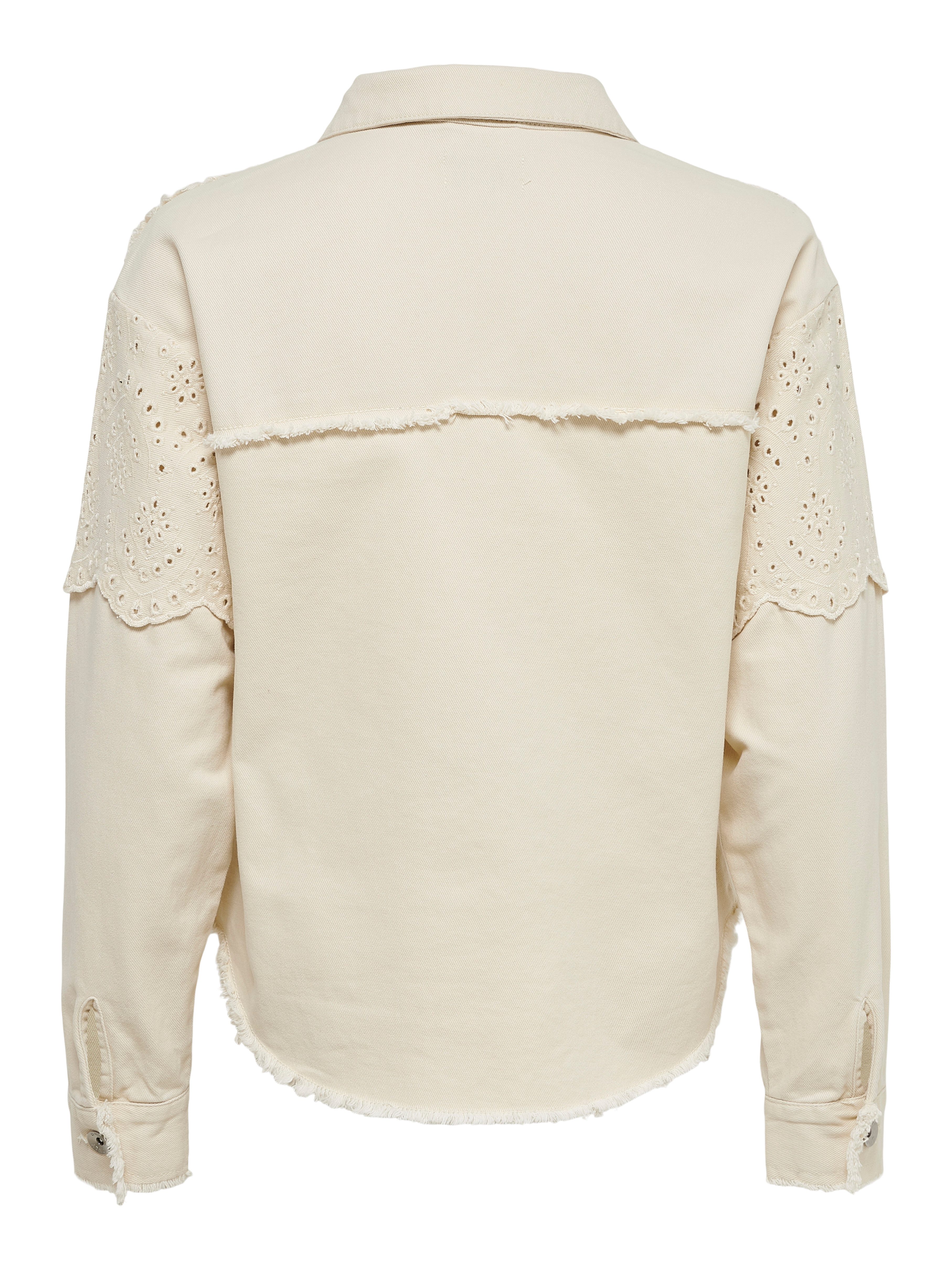 ONLY Kurzjacke ONLELENA CROCHET JACKET NC OTW mit hochwertiger Lochspitze – Bild 5 von 5