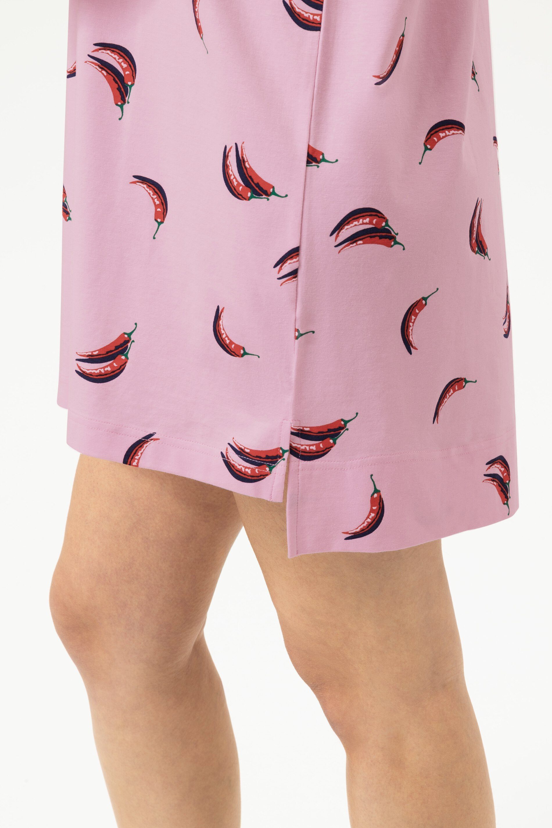 Mey Nachthemd Mey Damen Bigshirt kurzarm Serie Spice It Up (1-tlg) Modernes Sleepshirt, Chili-Print, Baumwolle