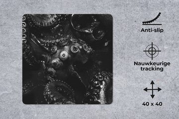 MuchoWow Gaming Mauspad Nahaufnahme Oktopus auf schwarzem Hintergrund in schwarz und weiß (1-St), Mousepad mit Rutschfester Unterseite, Gaming, 40x40 cm, XXL, Großes