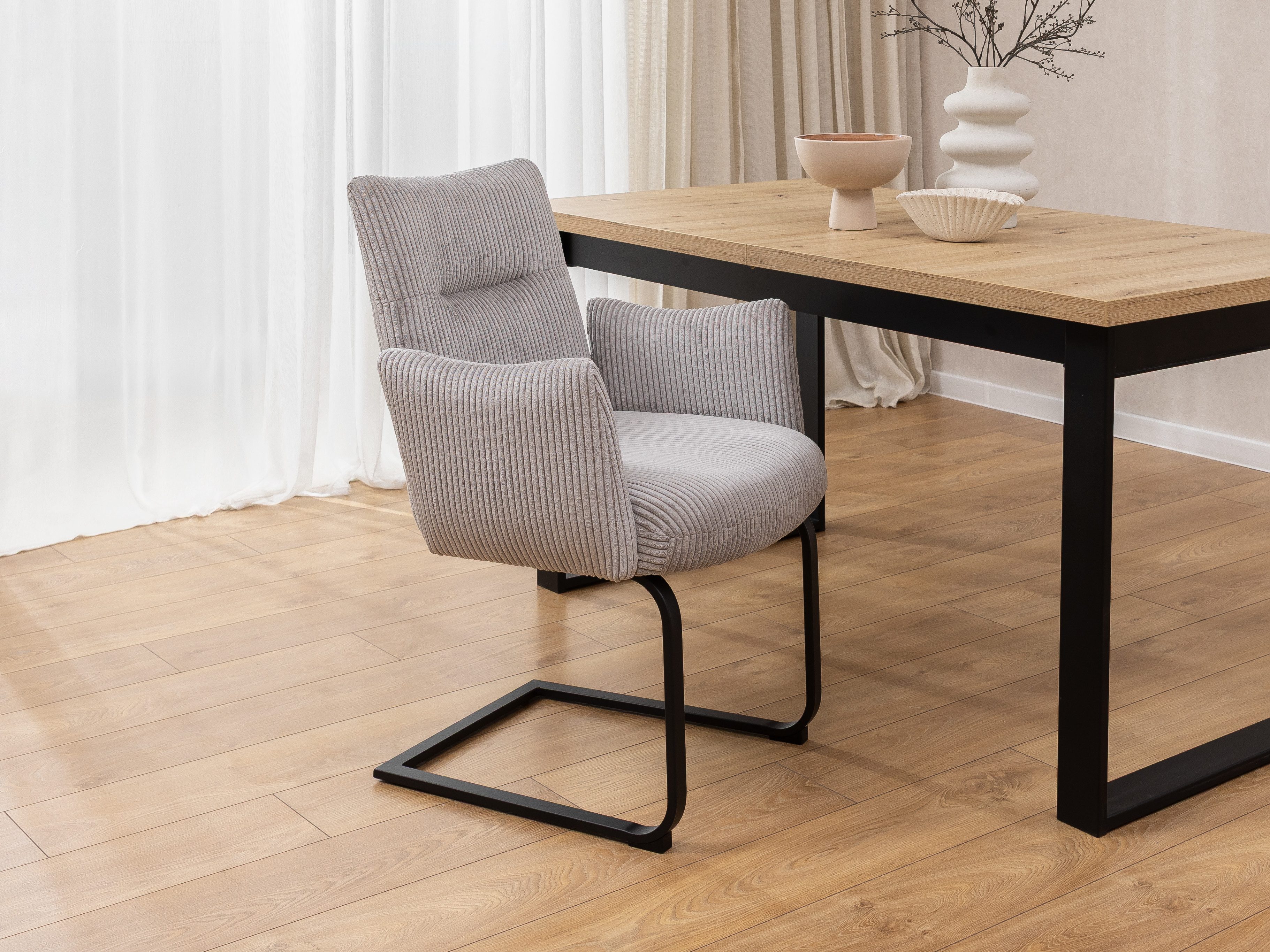 S-Style Möbel Polsterstuhl 2er Set Hera aus grauem Cord mit Freischwinger-Gestell aus Metall