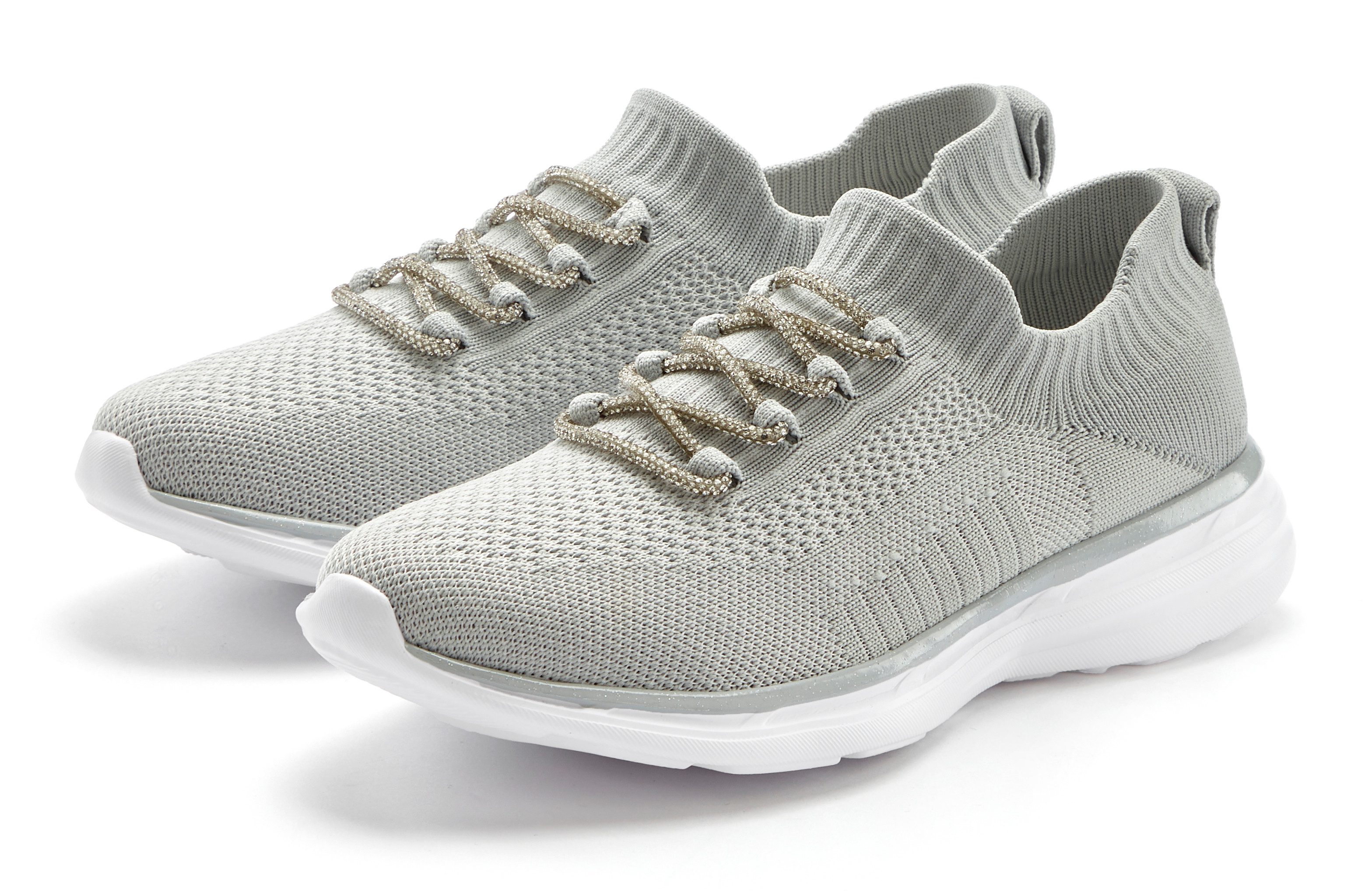 LASCANA Sneaker mit modischer Glitzerschnürung VEGAN günstig online kaufen