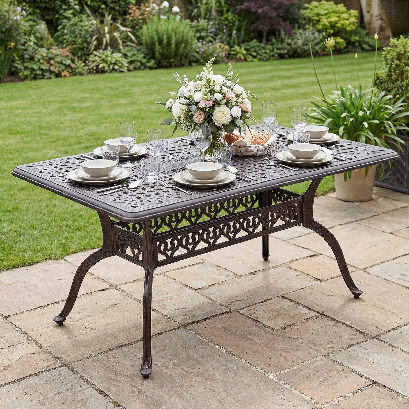COSTWAY Gartentisch, 151x91cm Terrassentisch mit Schirmloch aus Aluminiumguss