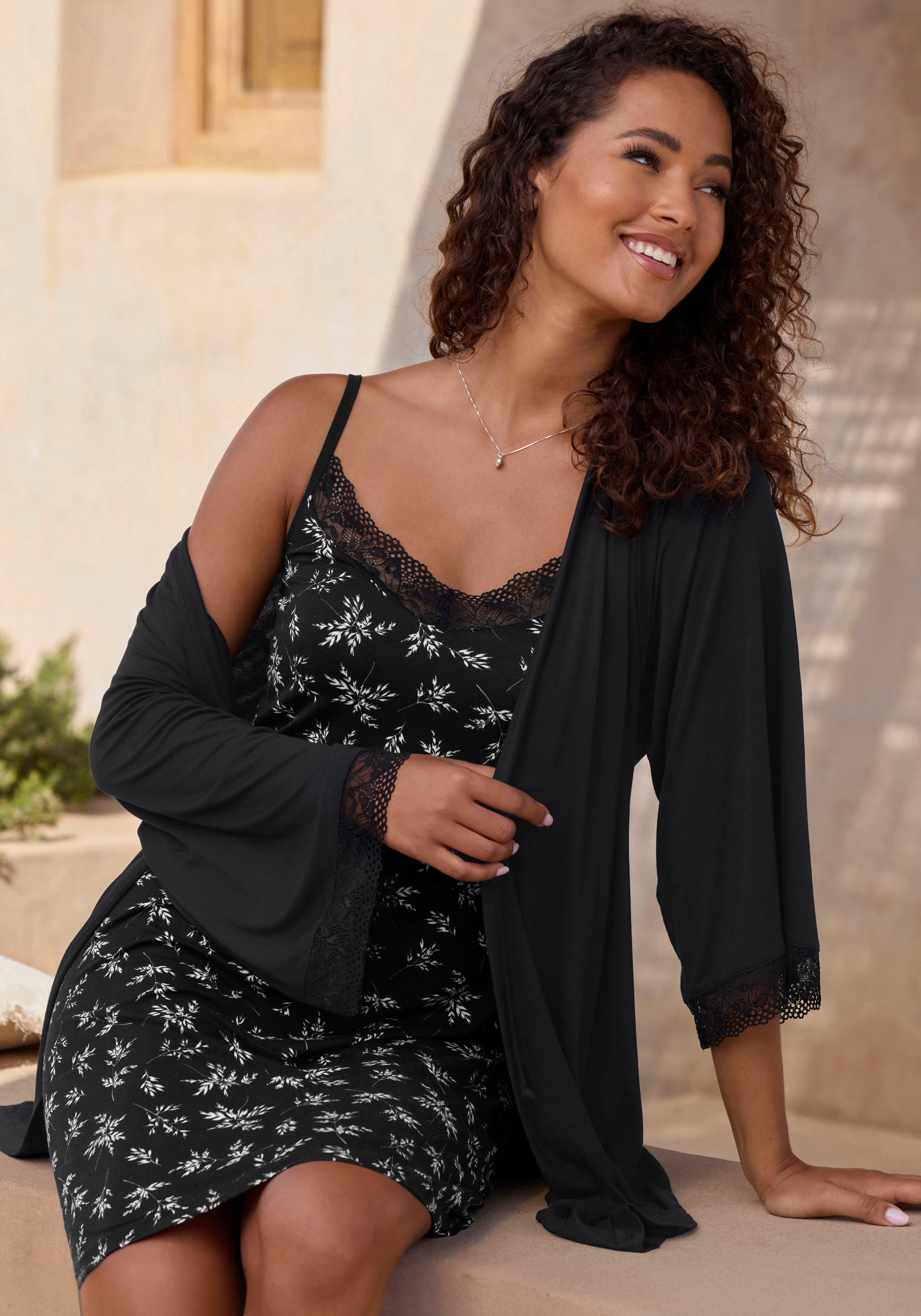 Vivance Dreams Kimono, Midilänge, Viskose, Kimono-Kragen, Gürtel, mit Spitze am Ärmelsaum