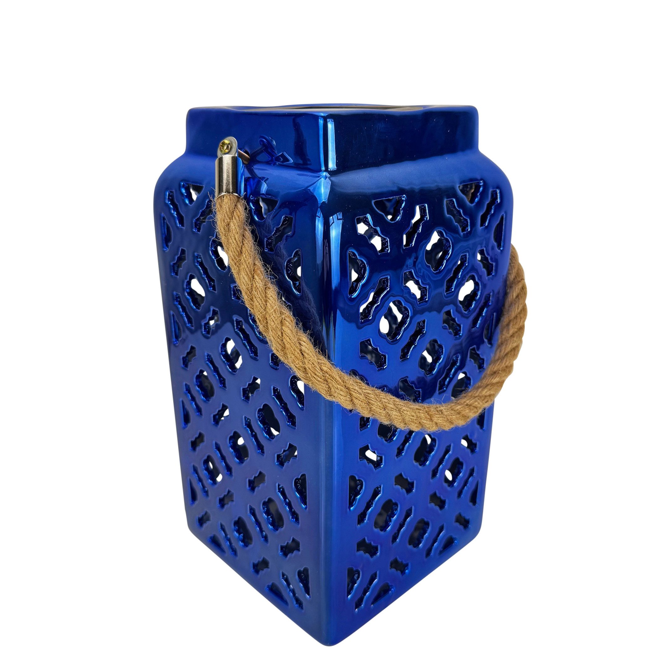 Online-Fuchs LED Laterne aus Metall mit Solarbeleuchtung - Outdoor - 27 cm groß, Warmweiß oder seichter Farbwechsel, wählbar, dekorativen Ausstanzungen für Licht- und Schatteneffekte