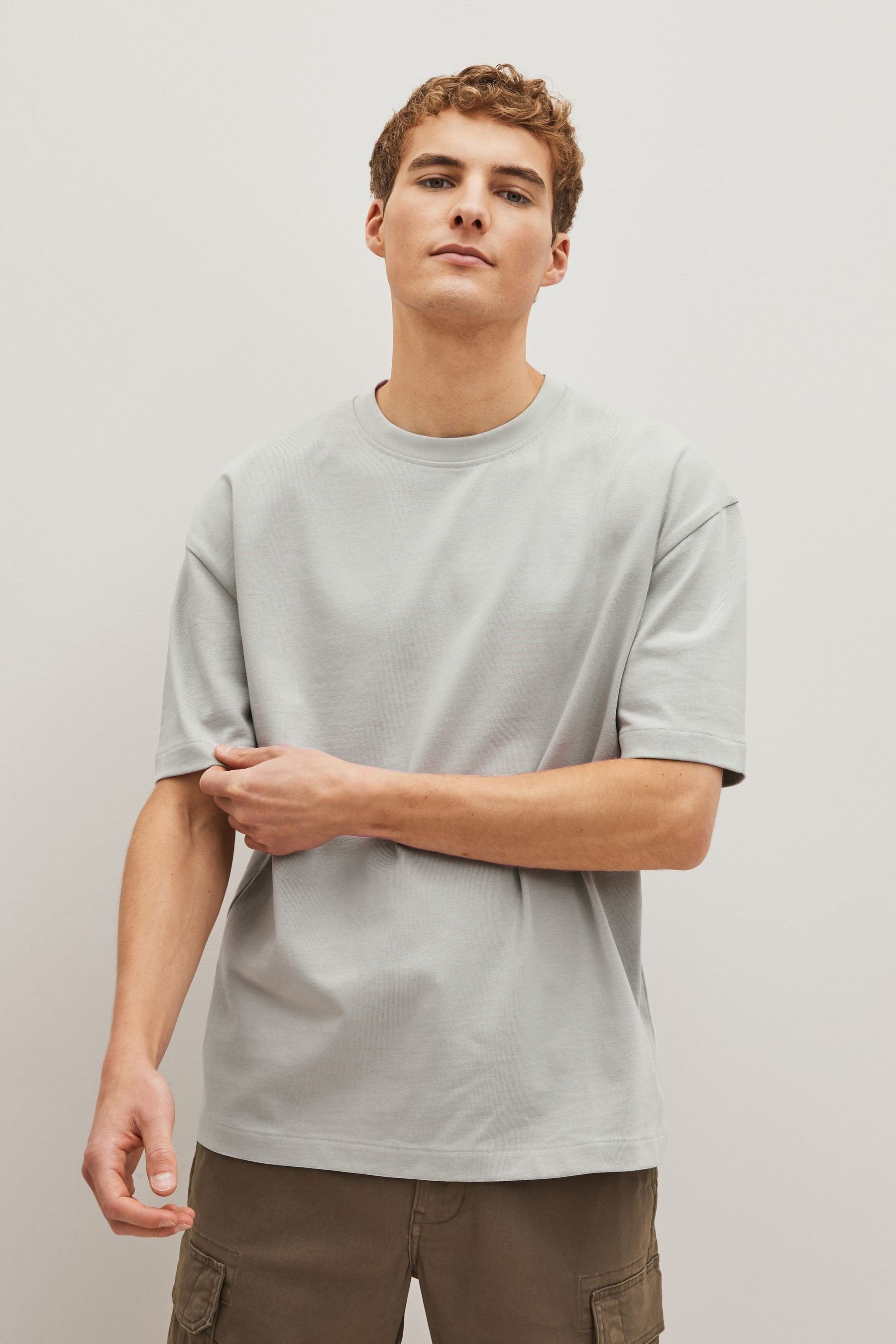 Next T-Shirt T-Shirt Grey (1-tlg) Light Stoff schwerem aus