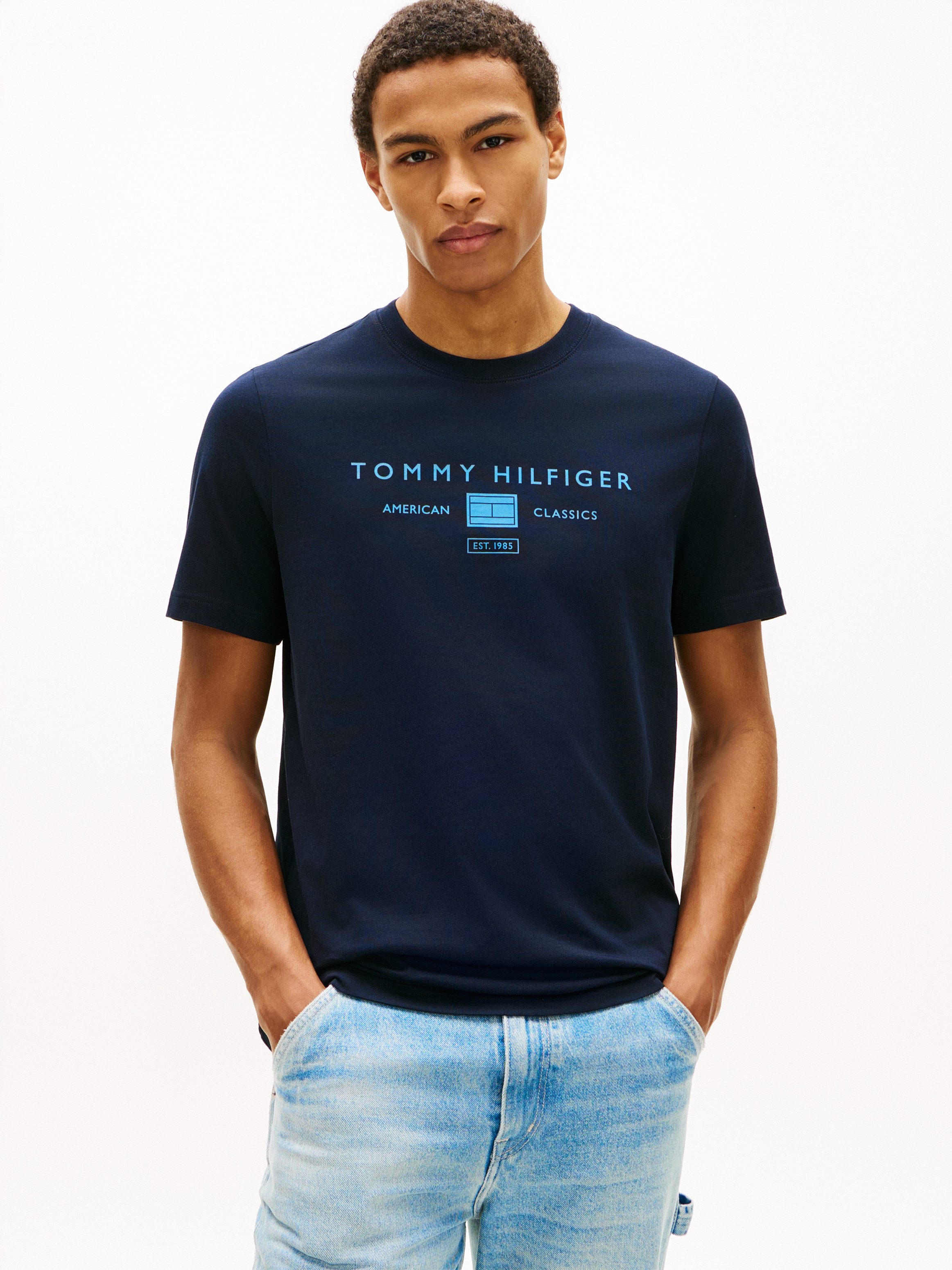 Tommy Hilfiger T-Shirt BRAND LOVE MONO STACK aus Jersey mit Logo günstig online kaufen