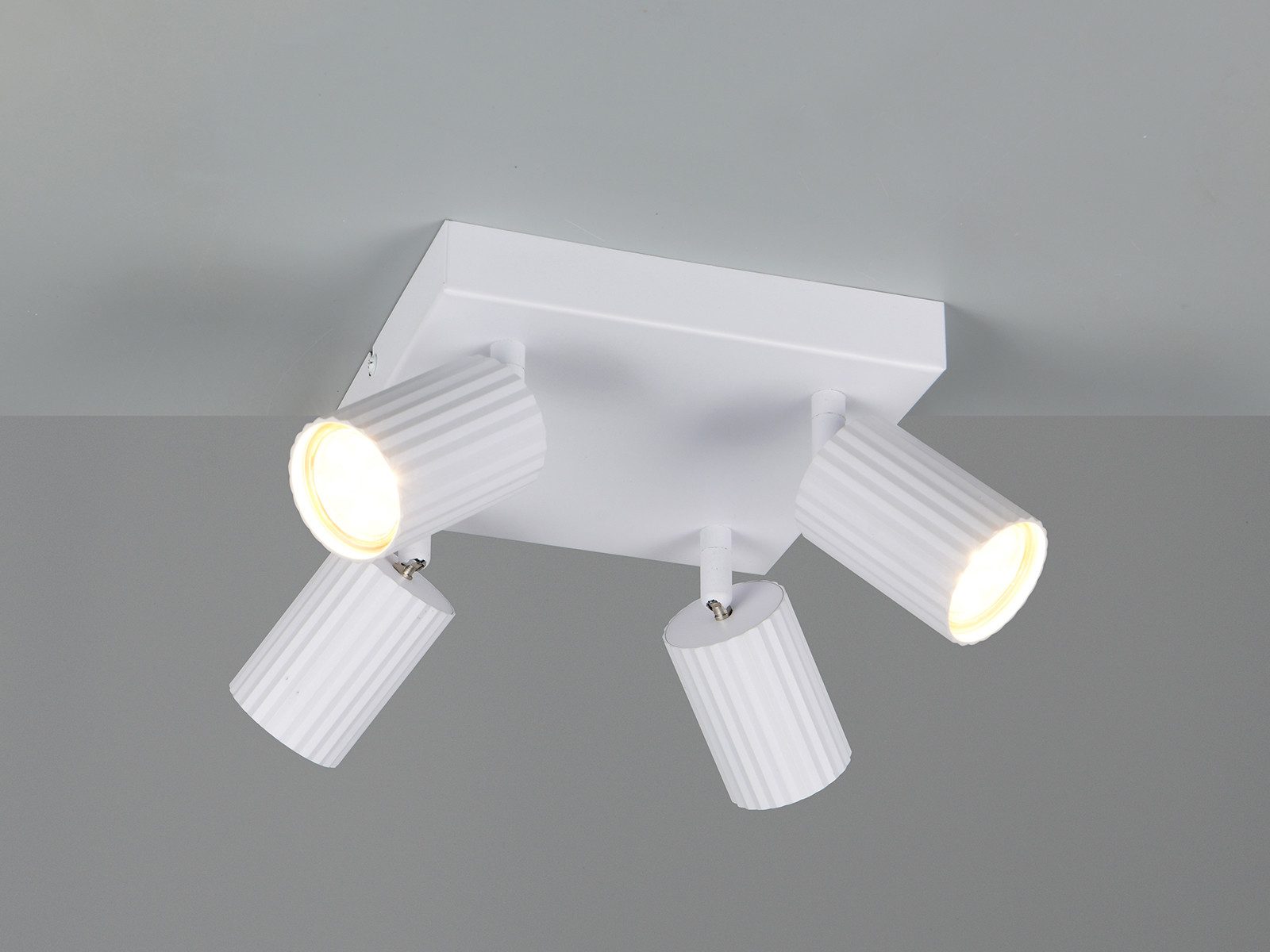 TRIO Leuchten LED Deckenstrahler, Dimmfunktion, LED wechselbar, Warmweiß, Innen Strahler mit 4 schwenkbaren Spots aus Metall, 20 x 20cm