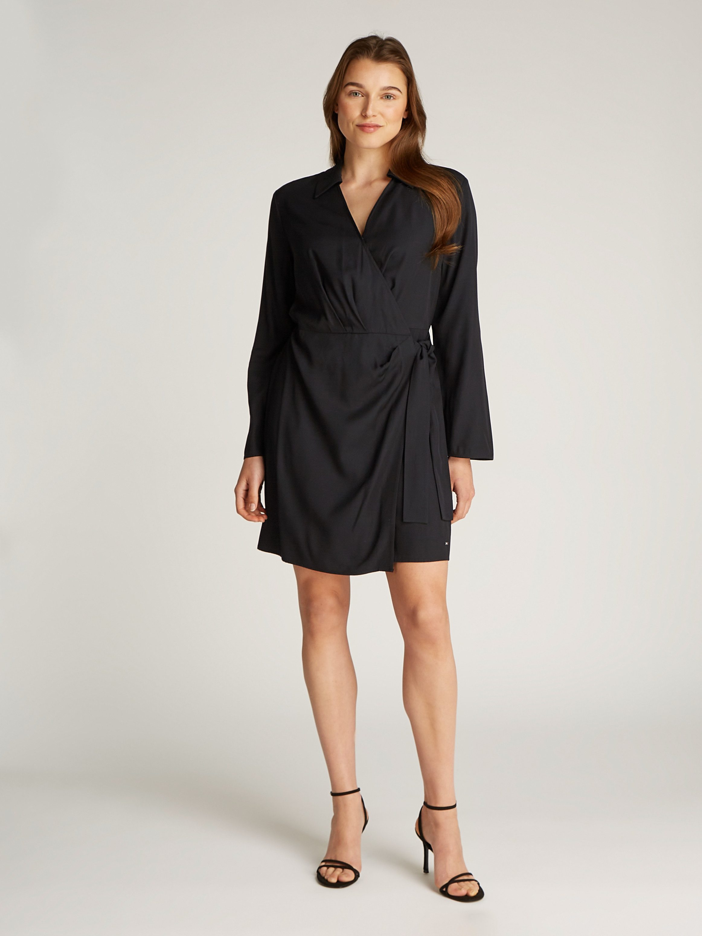 Tommy Hilfiger Wickelkleid FLUID VIS LS WRAP SHORT DRESS im Wickeldesign, m günstig online kaufen