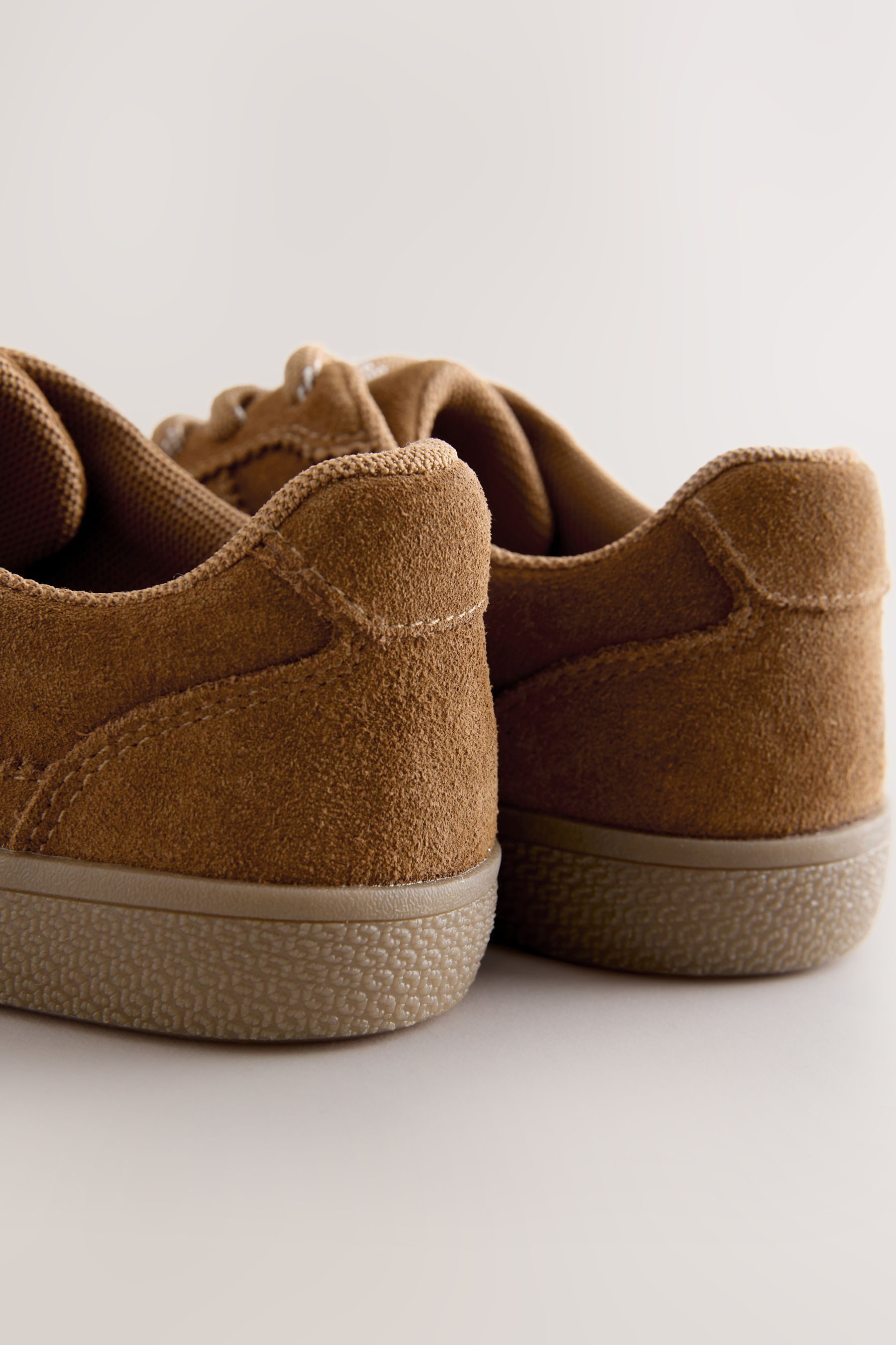 Next Sportschuh im Retro-Stil Sneaker (1-tlg)