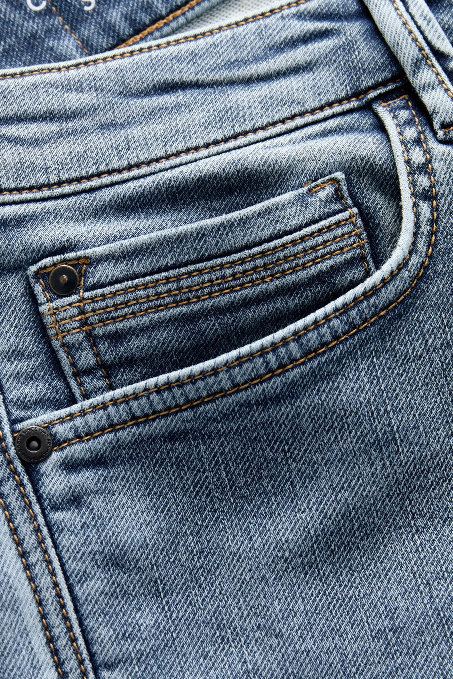 Next Straight-Jeans Straight Fit Jeans mit Comfort Stretch (1-tlg)