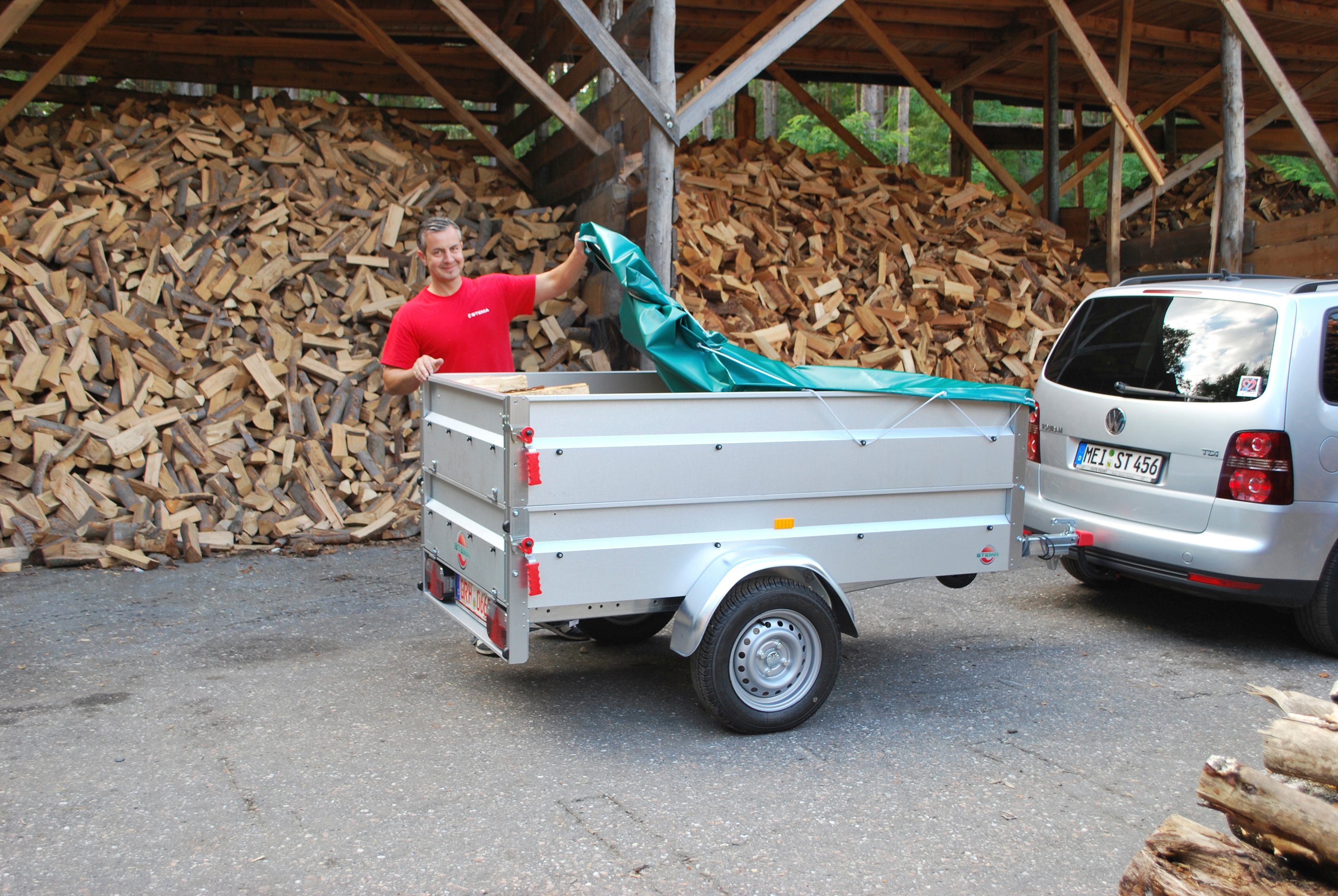 STEMA BASIC 850 car trailer, max. 650 kg, incl. side panel extensions and flat tarpaulin