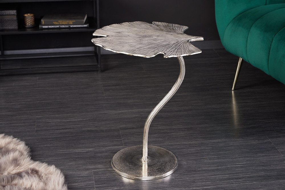 riess-ambiente Beistelltisch GINKGO LEAF 55cm silber (Einzelartikel, 1-St), Wohnzimmer · Metall · Handarbeit · Boho
