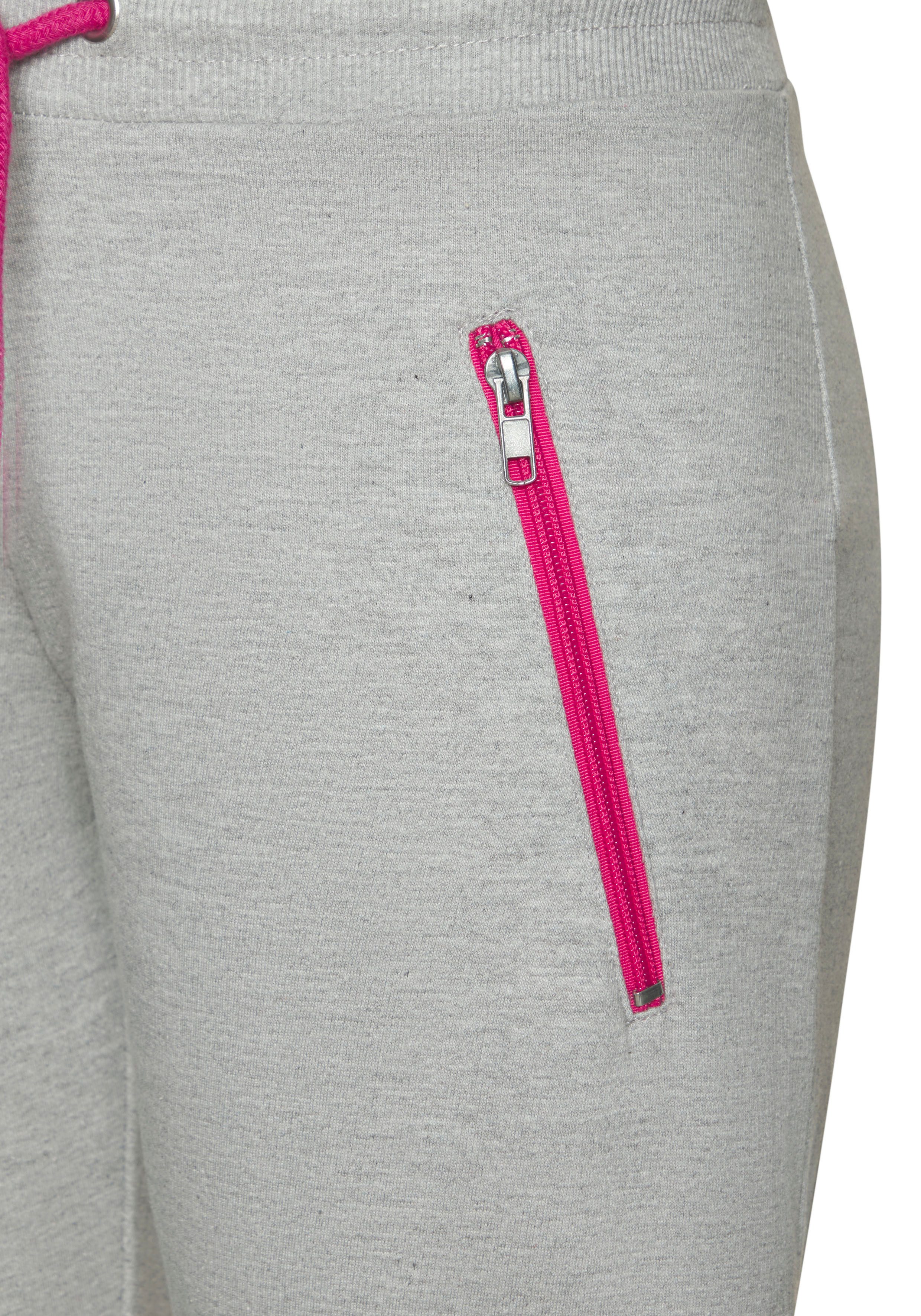 KangaROOS Sweathose mit kontrastfarbenen Details, Loungewear