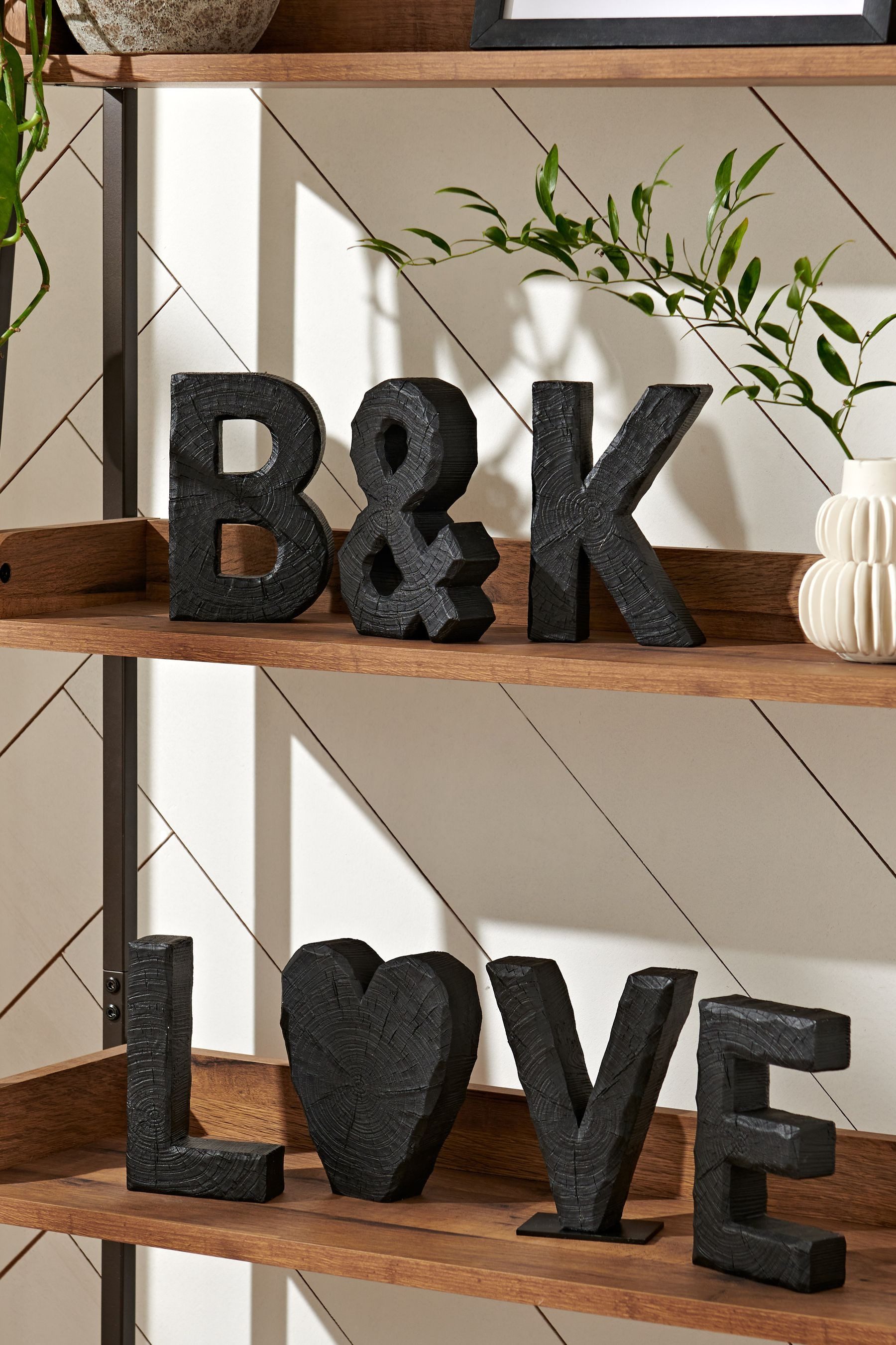 Next Dekoobjekt Bronx Dekobuchstaben in Holzoptik