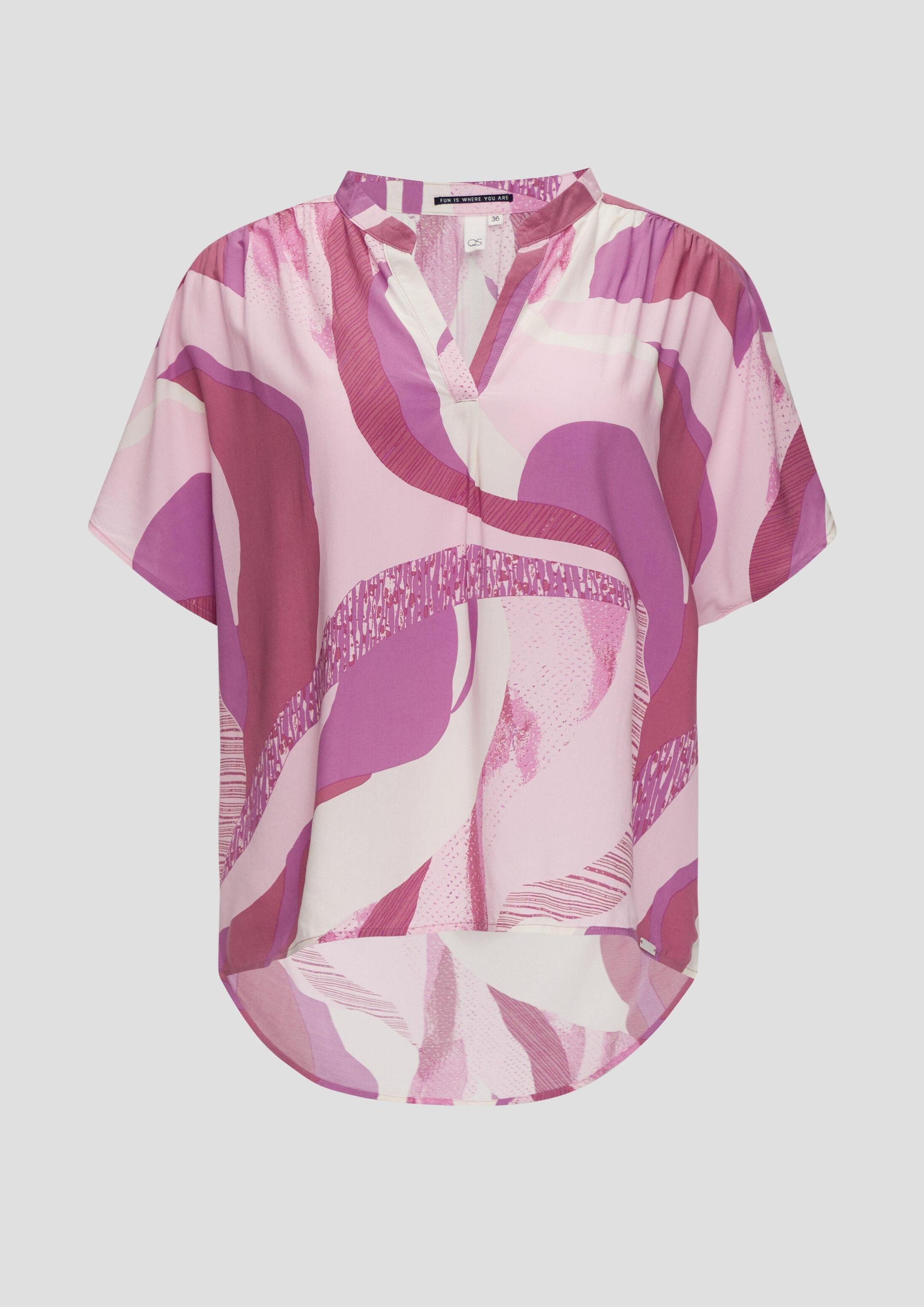 QS Kurzarmbluse Bluse Viskosebluse mit All-over-Print